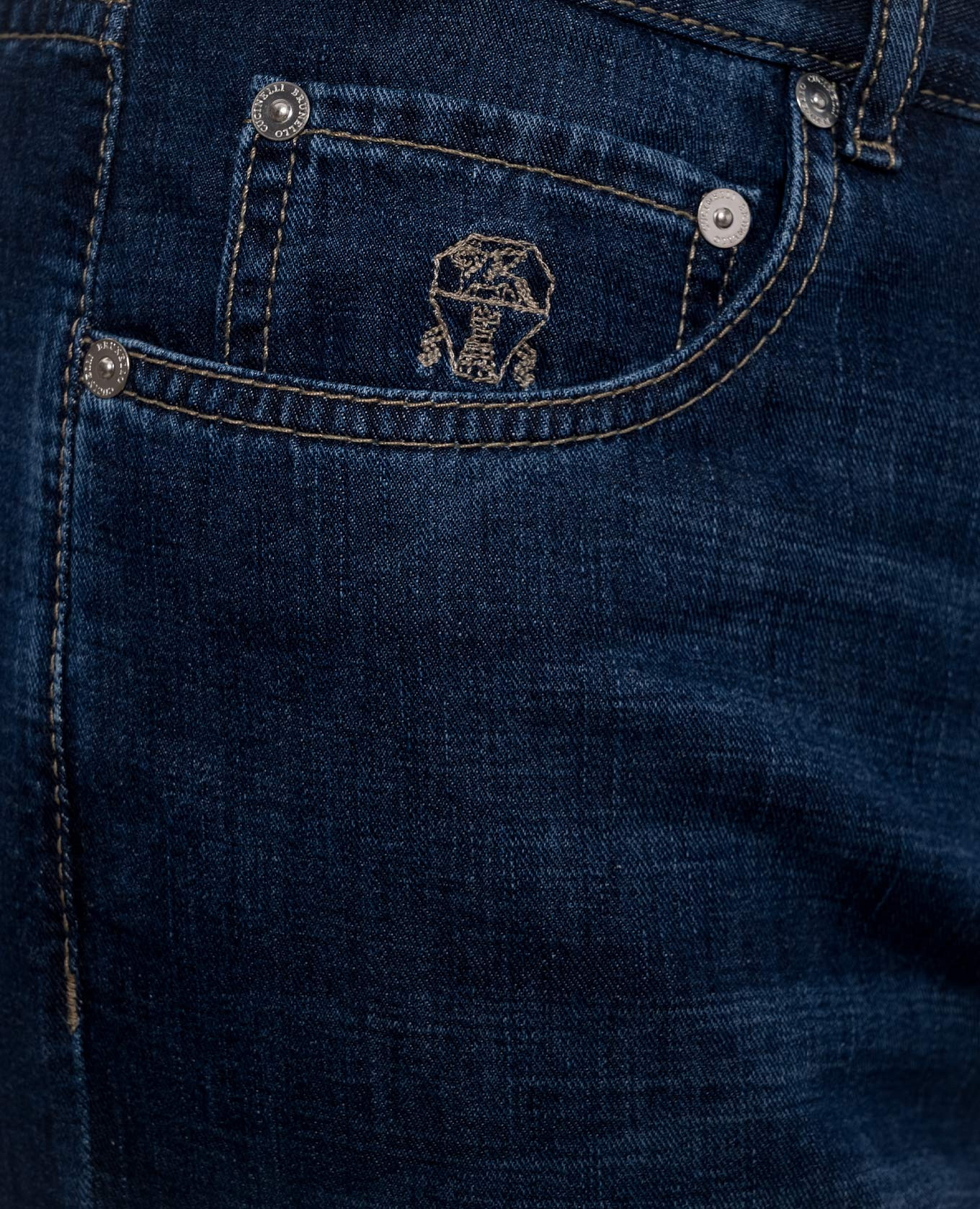 Blue jeans with a worn effect Brunello Cucinelli 5