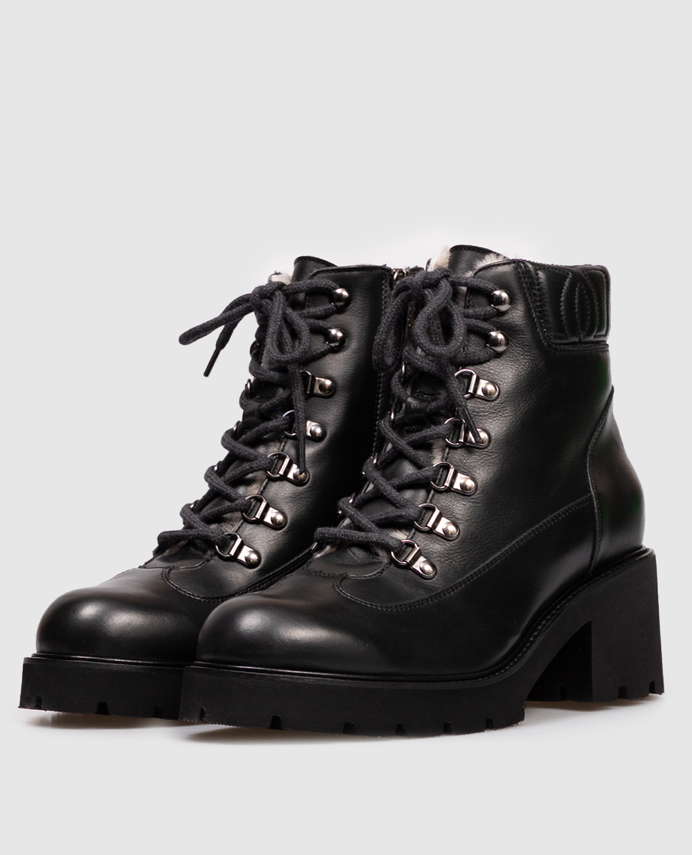 

Black leather boots with fur trim Doucal's