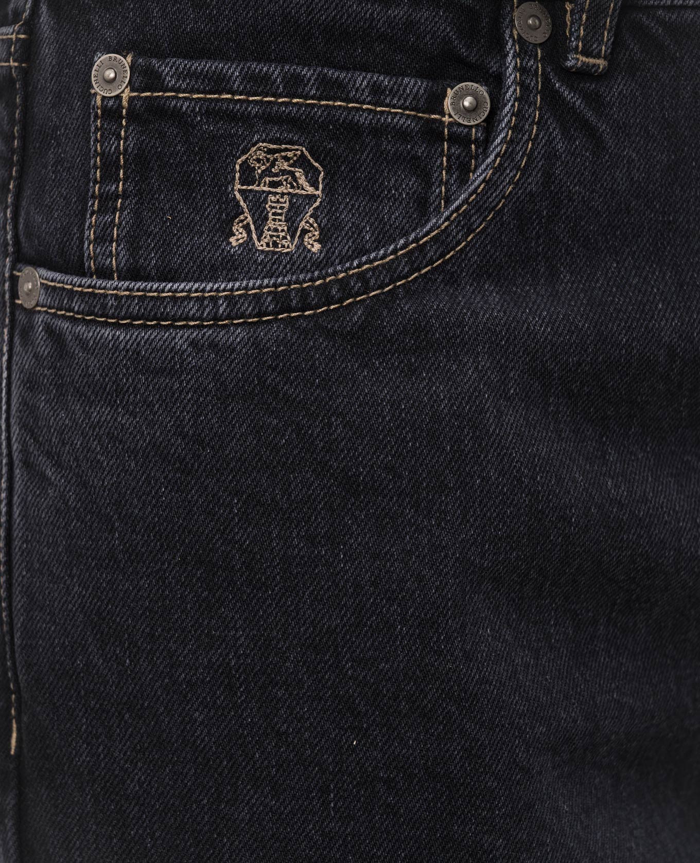 

Dark blue jeans with logo patch Brunello Cucinelli