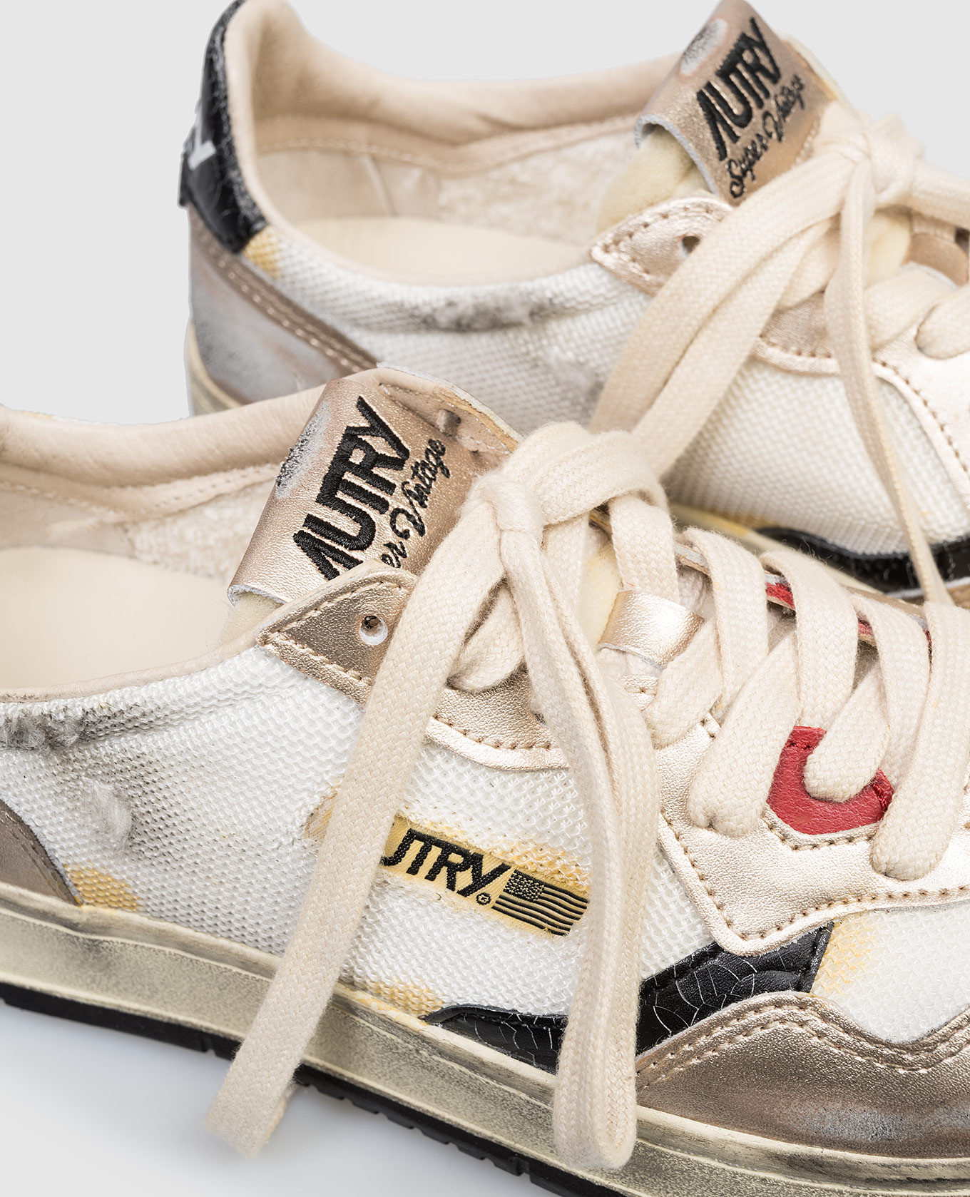 

White combination sneakers MEDALIST Super Vintage AUTRY