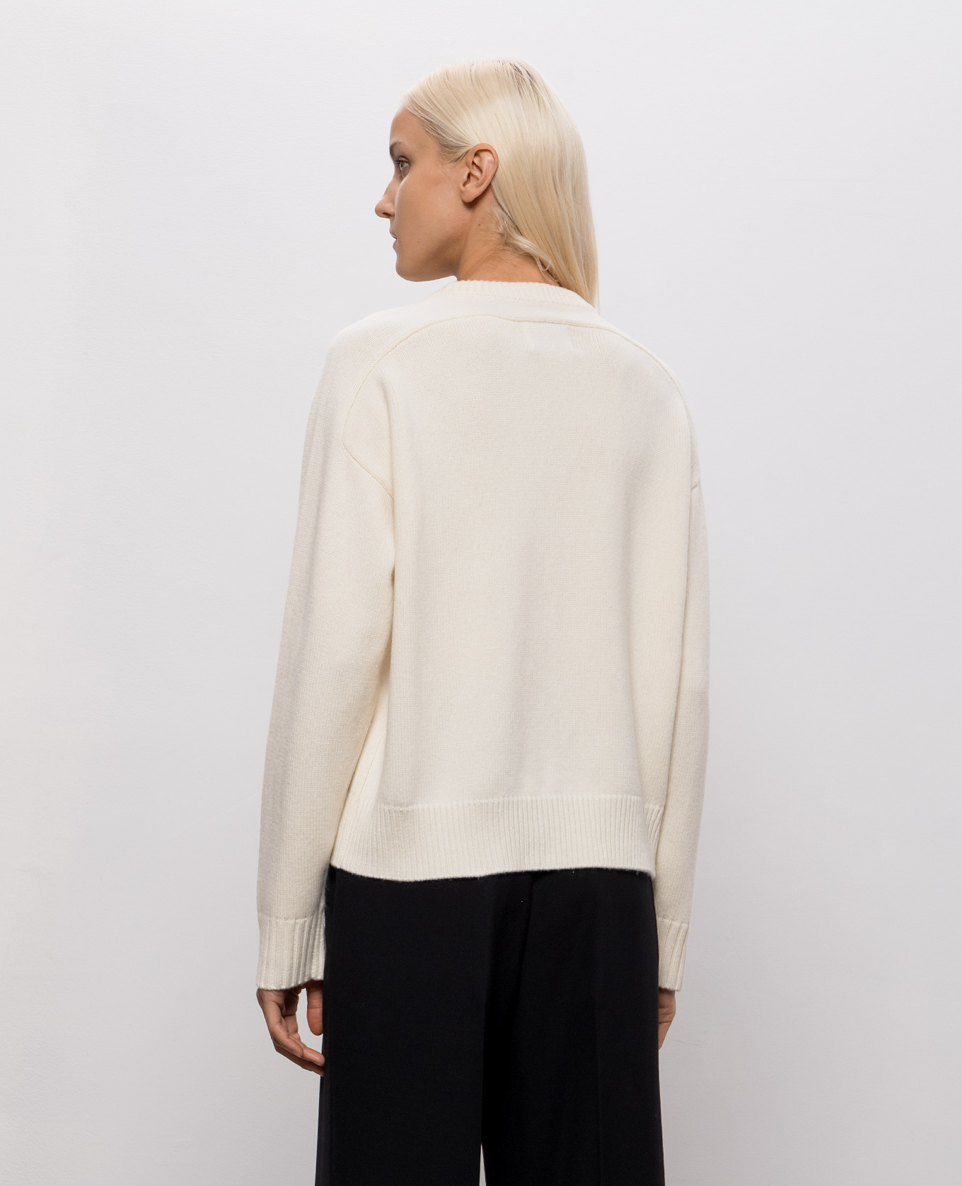 AIDAR wool and cashmere cardigan in ivory Loulou de Saison 4