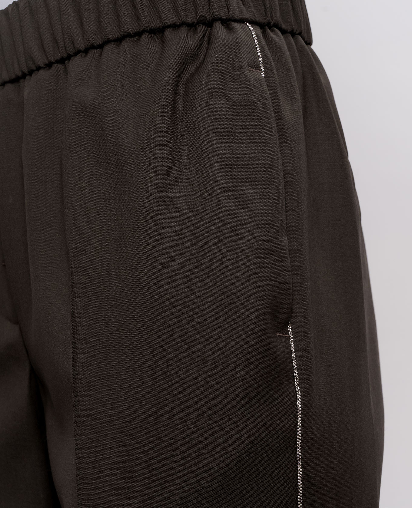 

Brown wool pants with monil chain Peserico