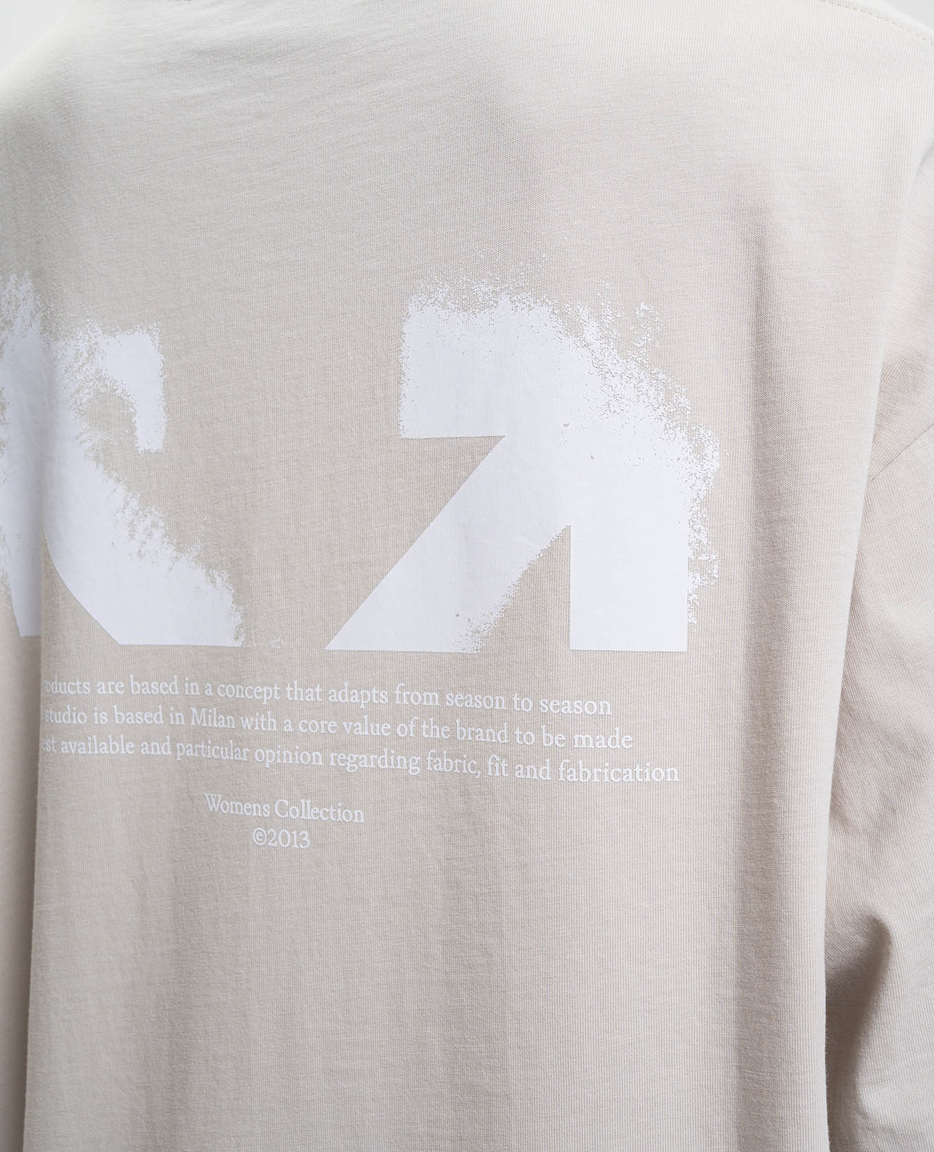 

Beige Half Arrow T-shirt Off-White