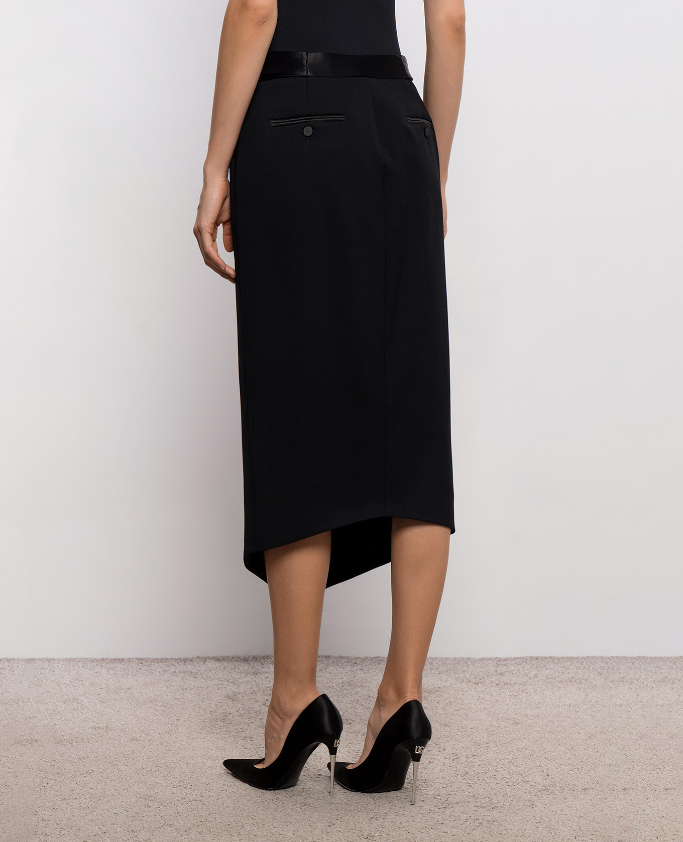 Black wool pencil skirt Tom Ford 4