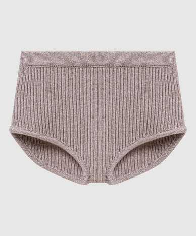 Beige knitted wool shorts