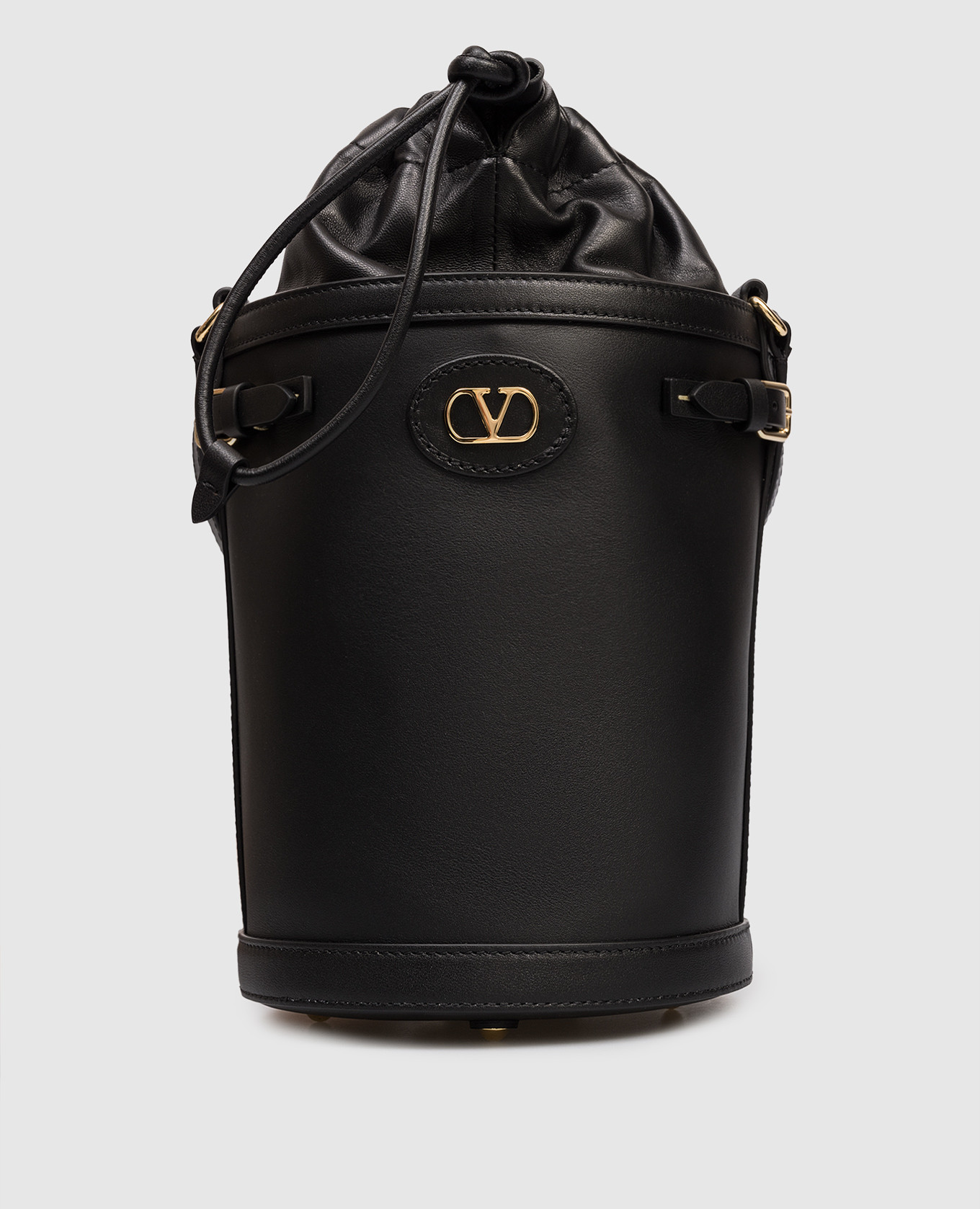 

Black leather bucket bag VLogo Valentino