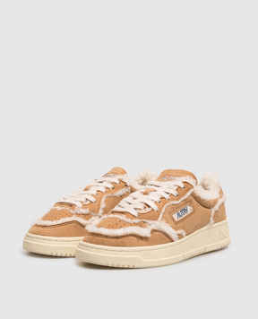 AUTRY MEDALIST brown suede sneakers with fur AULWGX01