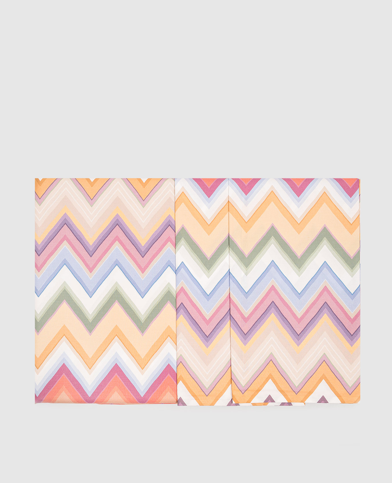 Anders bedding set with branded print