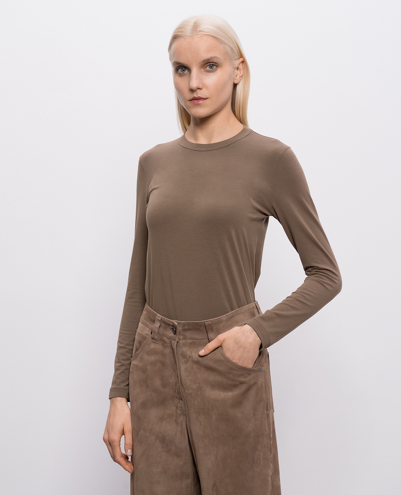 Brown long sleeve with monil chain Brunello Cucinelli 3