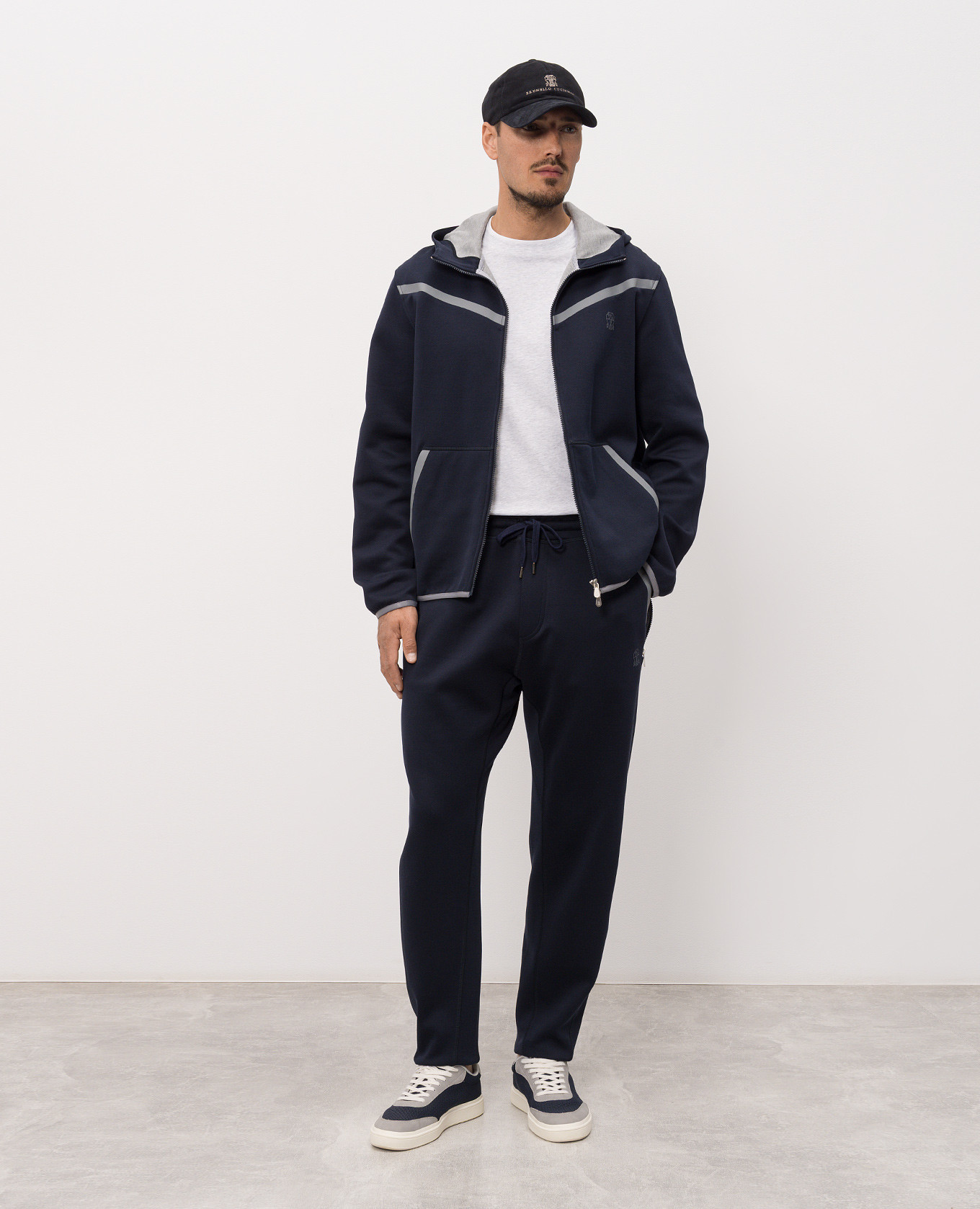 Blue sports jacket with logo print Brunello Cucinelli 2