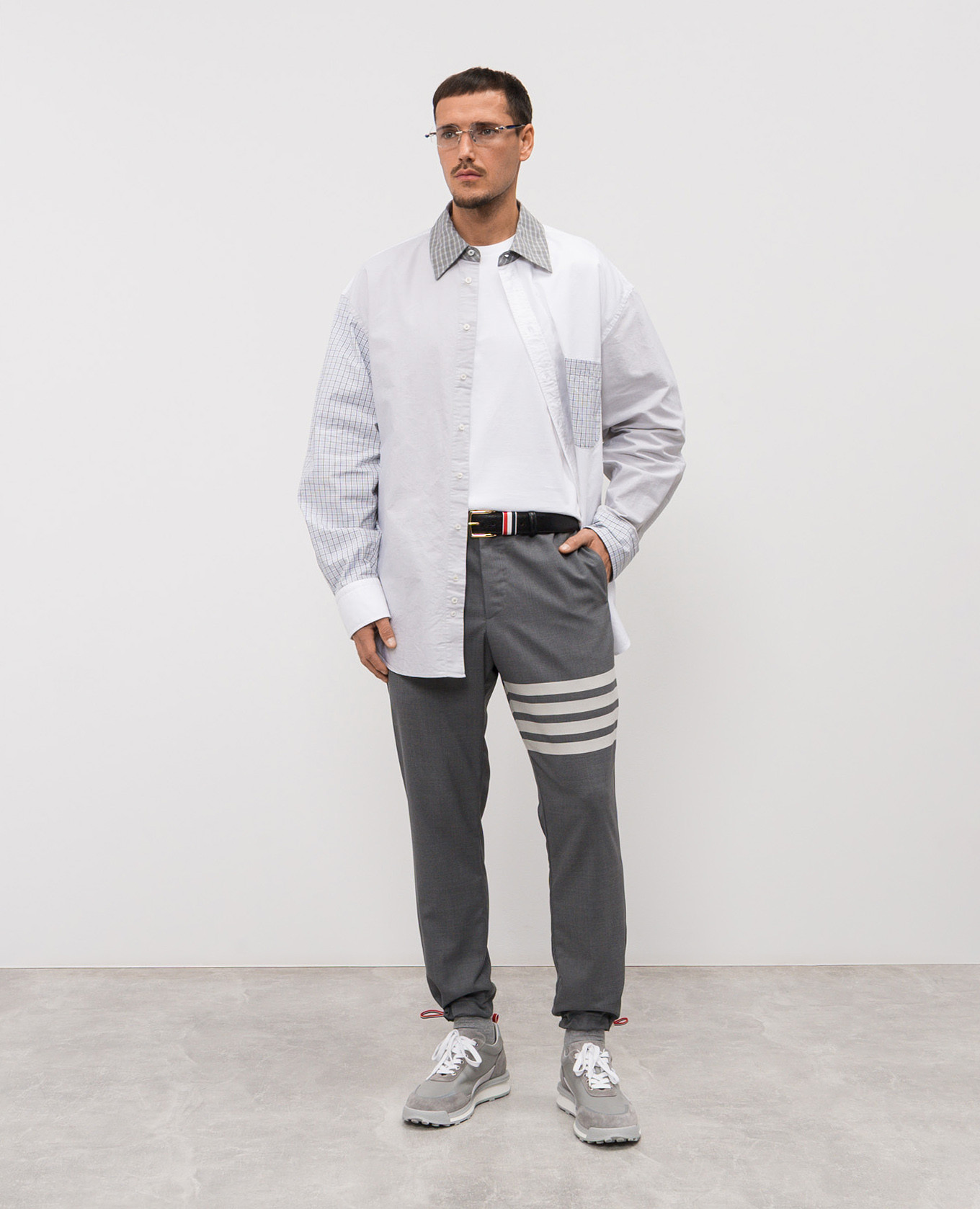 

White T-shirt with logo Thom Browne