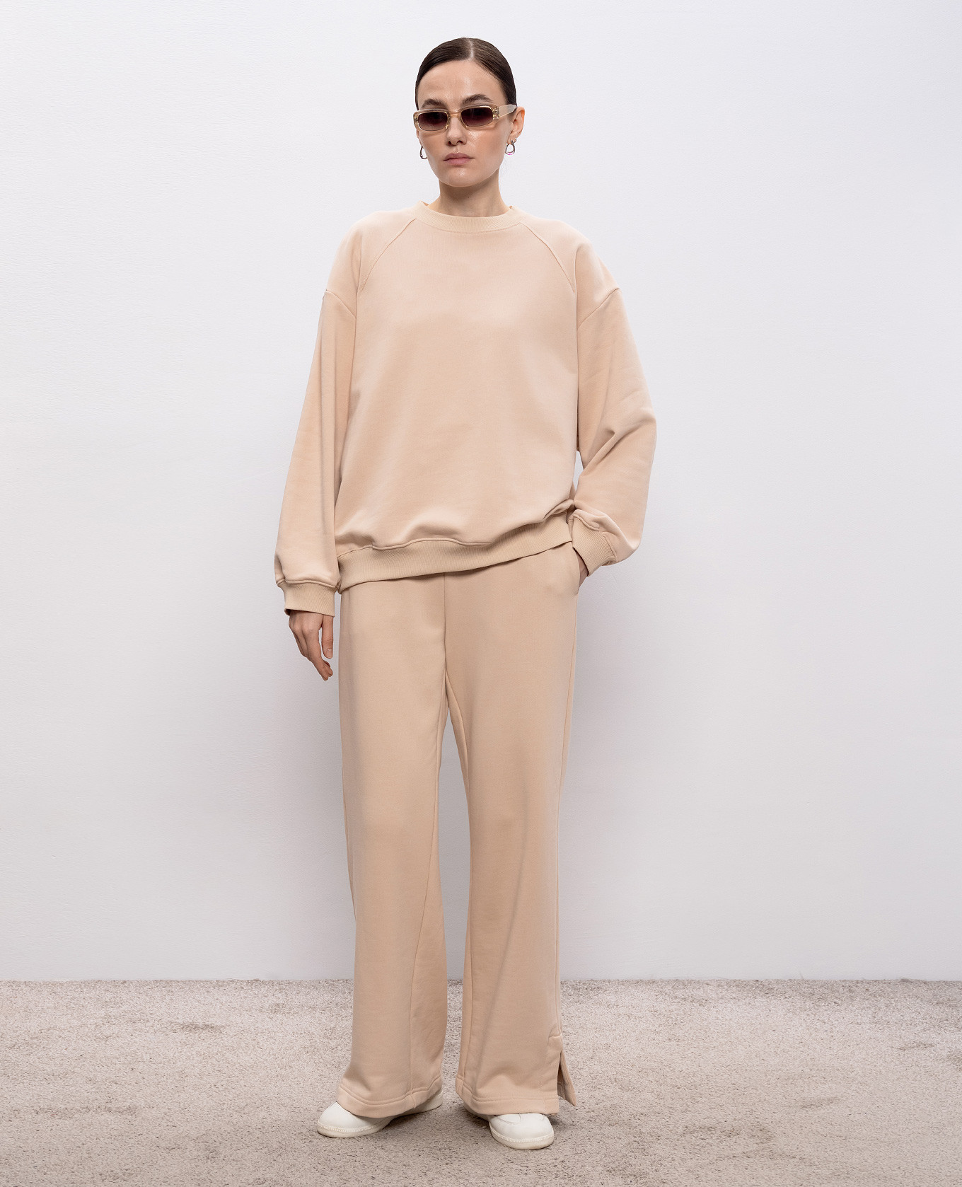 

Beige sweatshirt Twinset