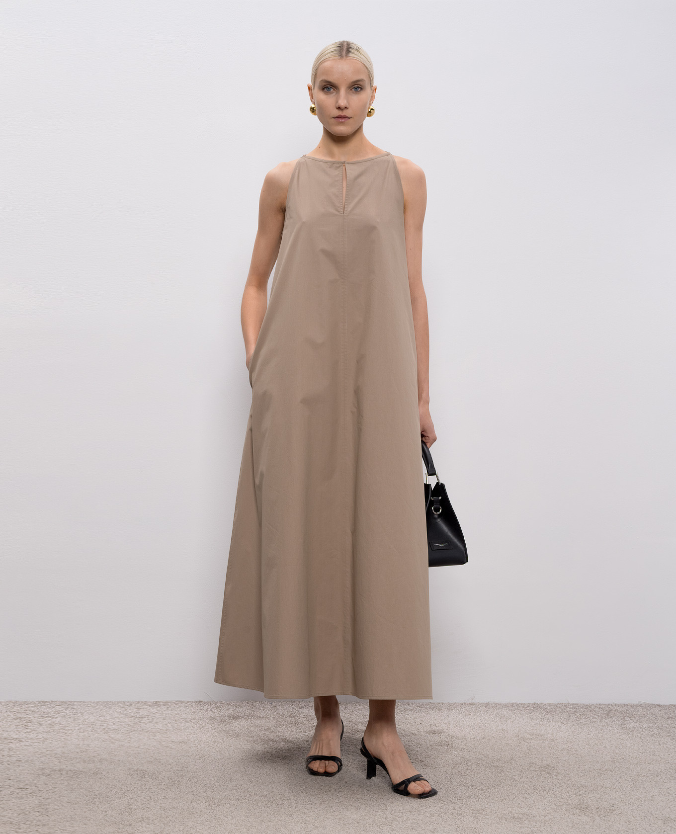

Brown maxi dress Agnona