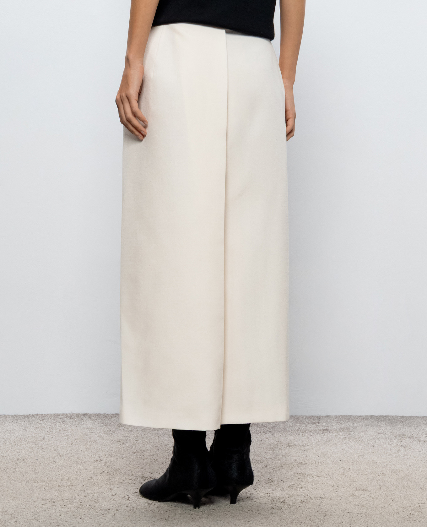 Ivory wool skirt Magda Butrym 4