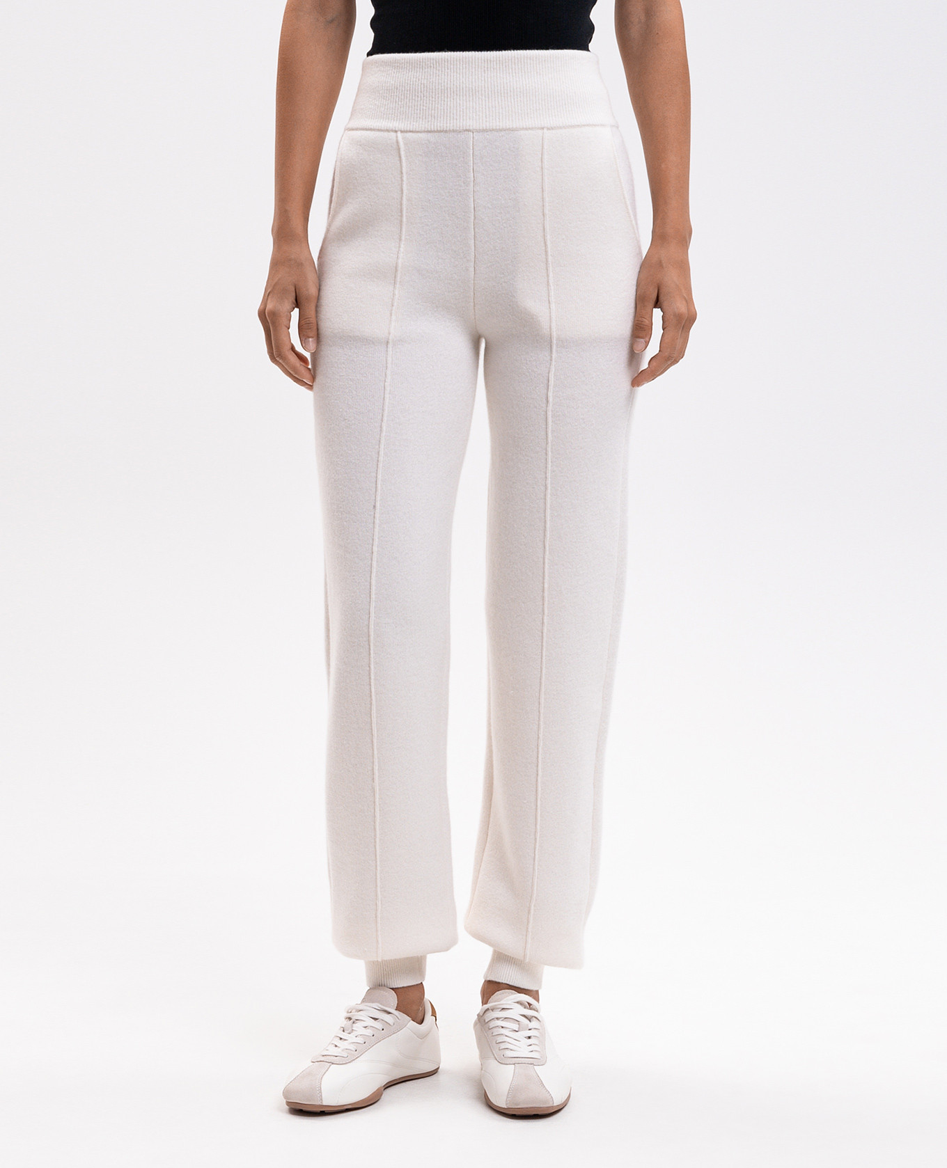 Ivory cashmere joggers Jacob Lee 2