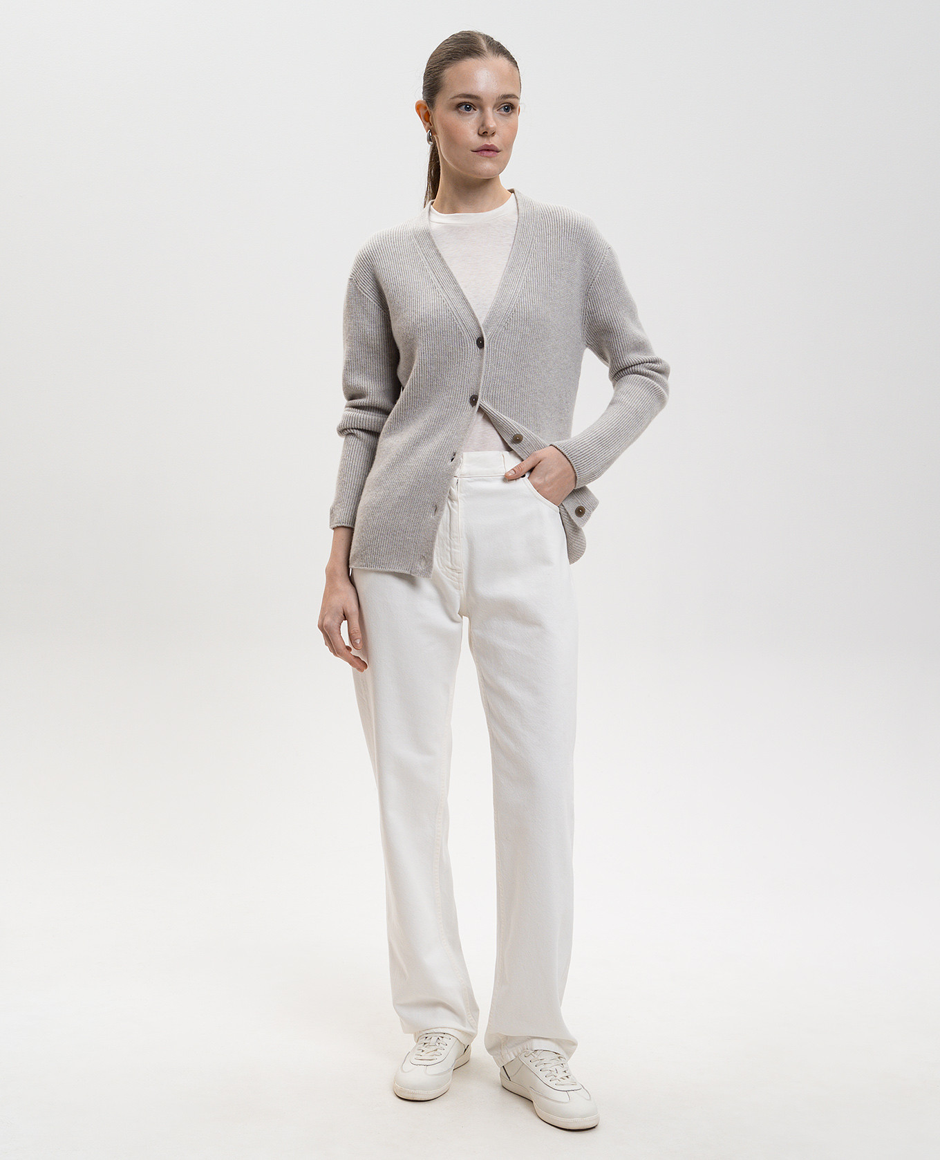 

Serata white cashmere t-shirt The Row