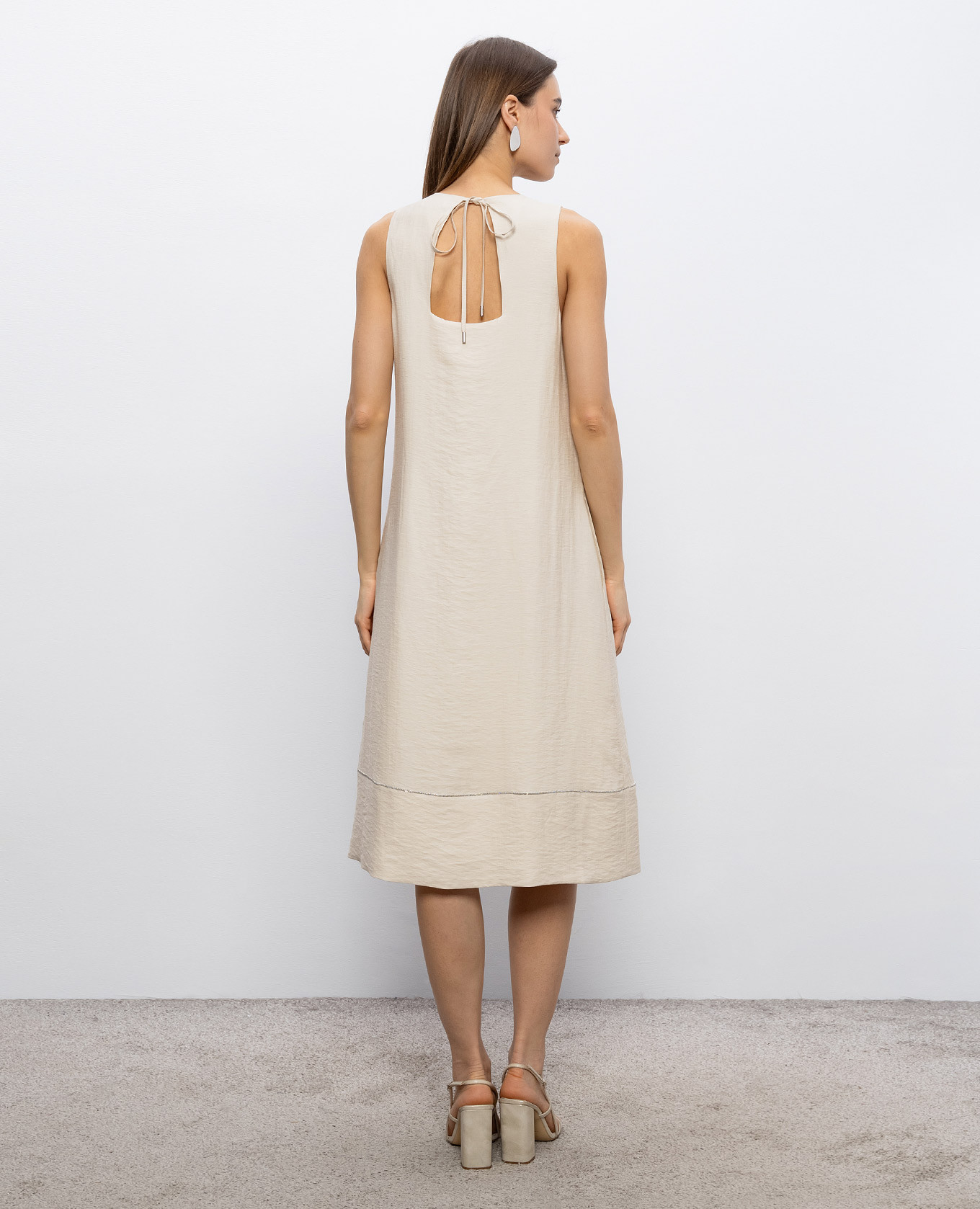 Beige dress with linen Peserico 3