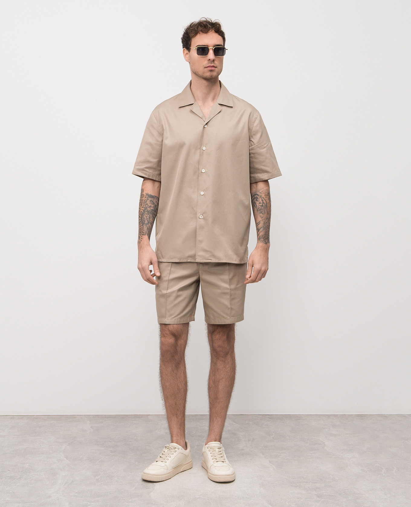 Beige shorts ISAIA 2