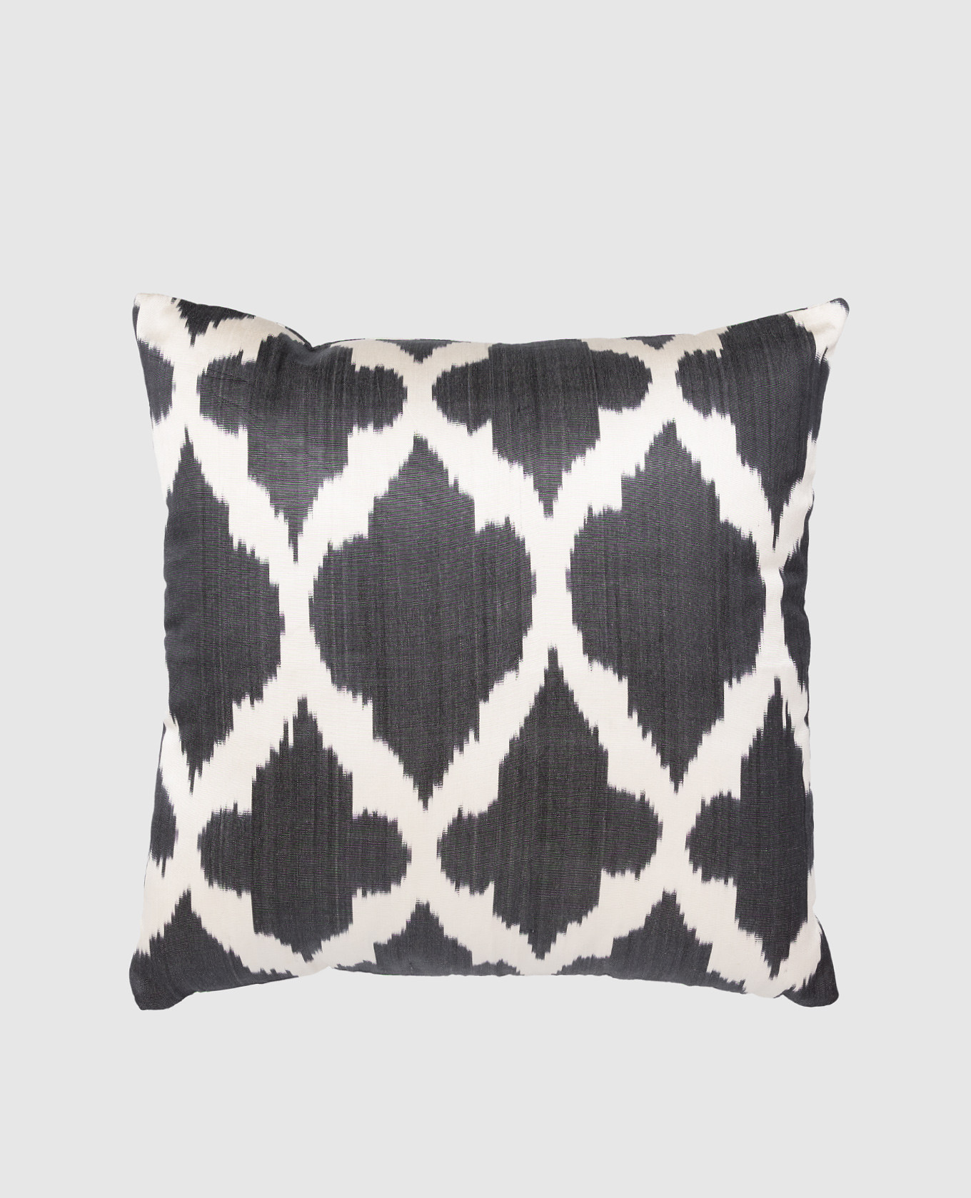 

Beige silk decorative pillow with print Les Ottomans
