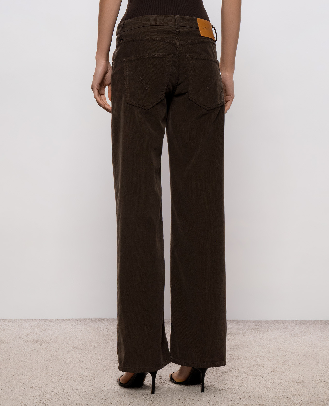 Jacklyn Gioie brown corduroy pants Dondup 4