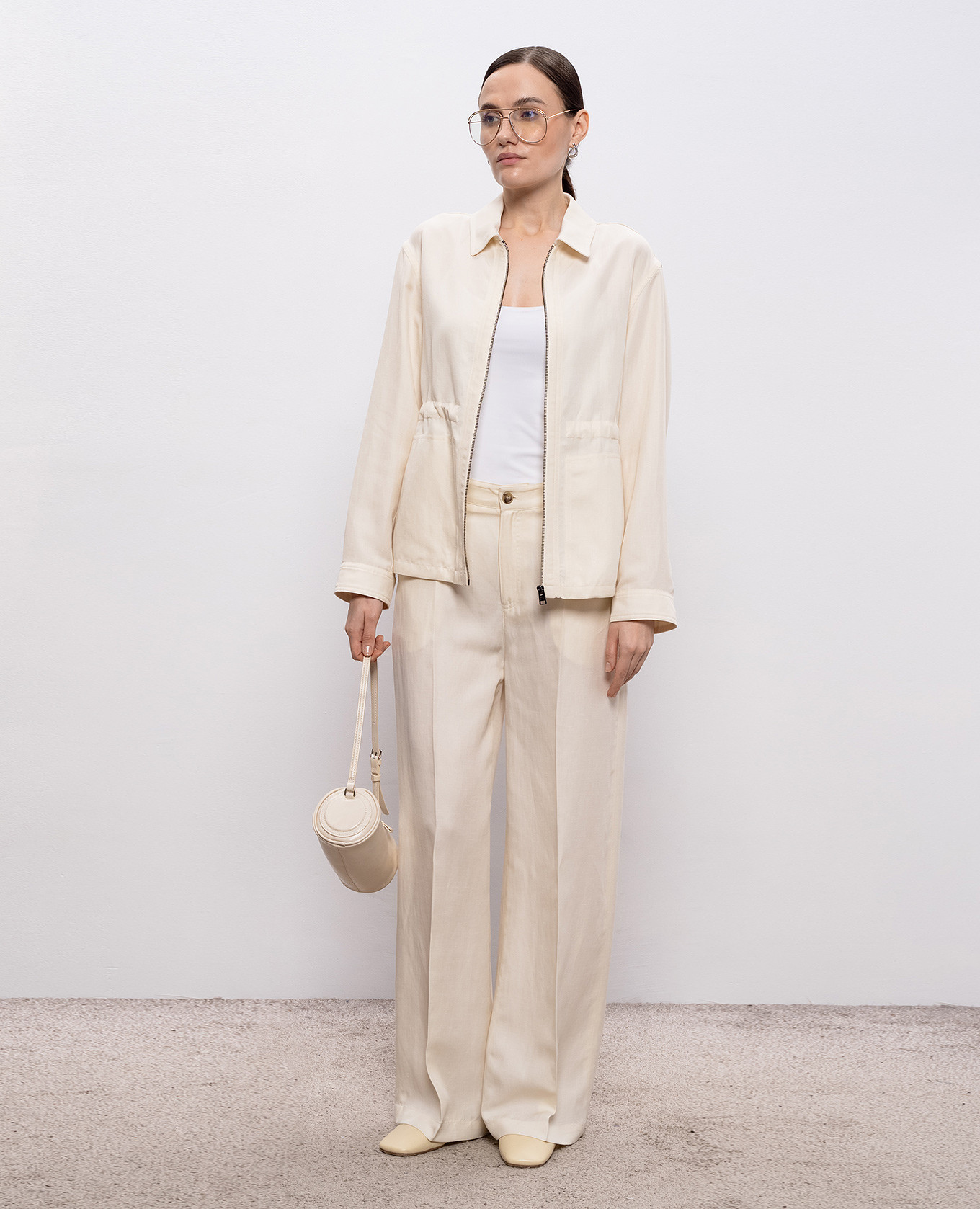 

Ivory linen pants Woolrich, Beige