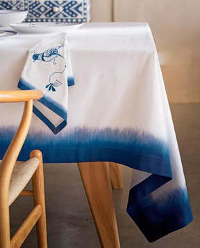 Pip Studio Pip & The Blue Bird White Tablecloth with Logo 51035091