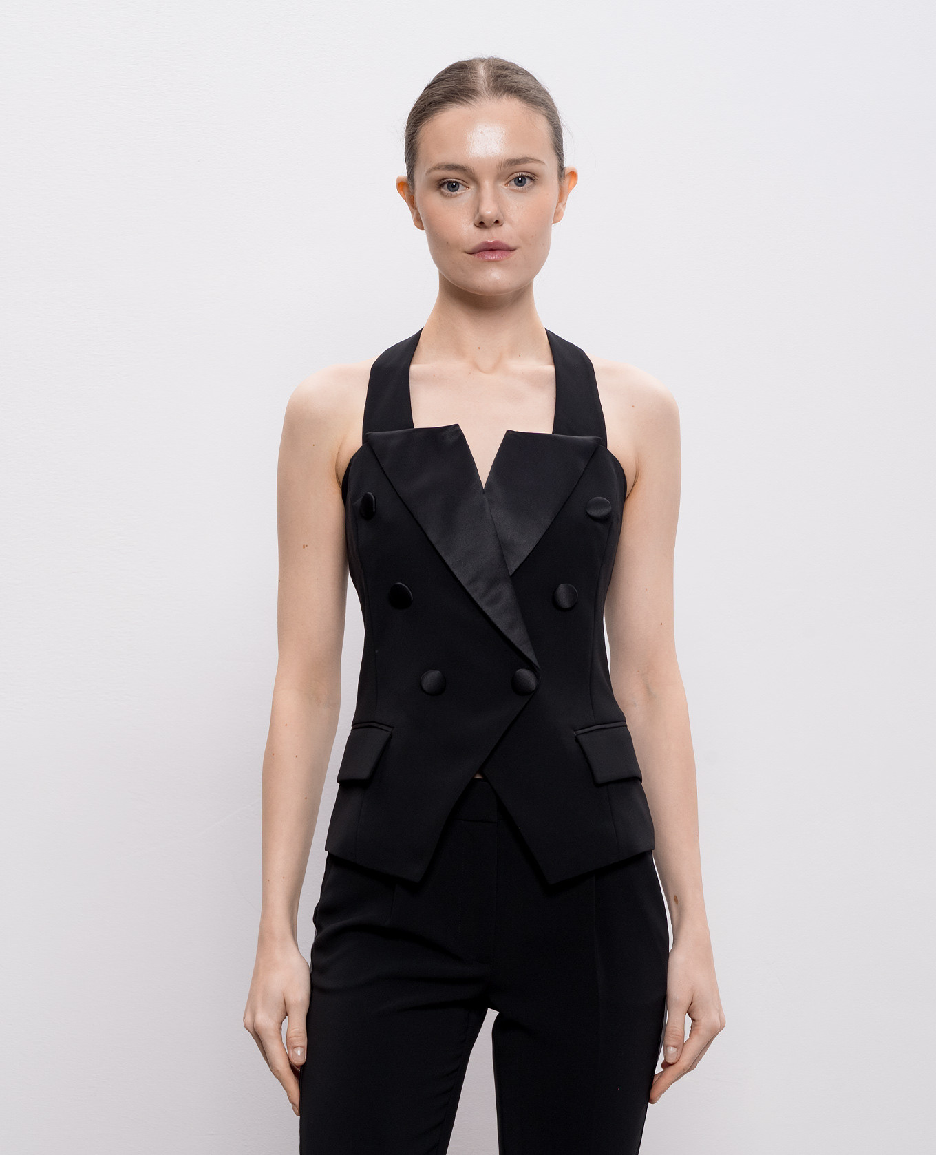 

Black vest top with metal logo Twinset