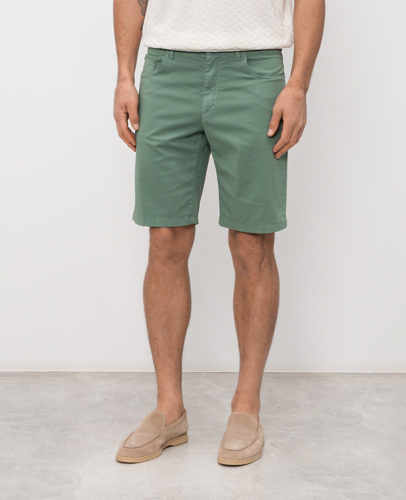

Green shorts with embroidered monogram logo Stefano Ricci