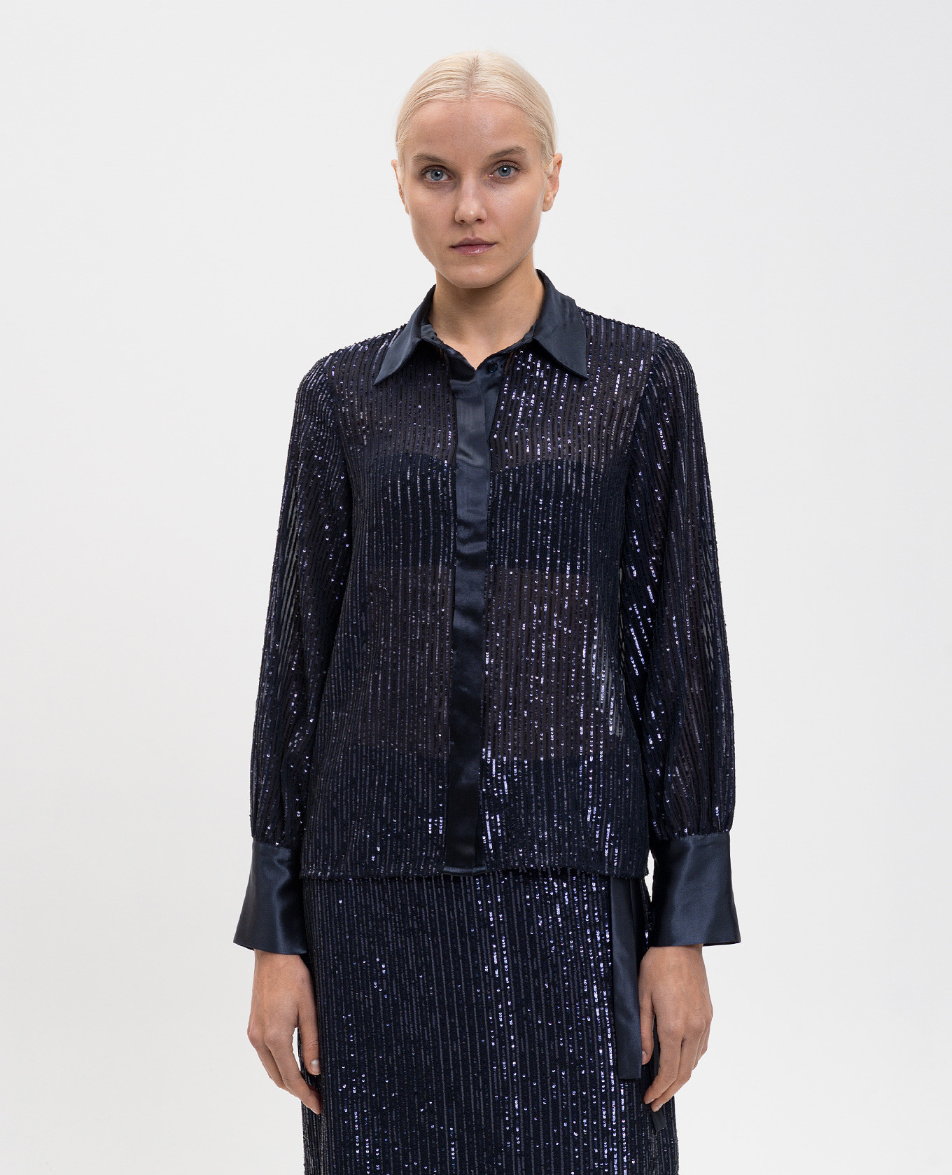 

Blue blouse with sequins Peserico