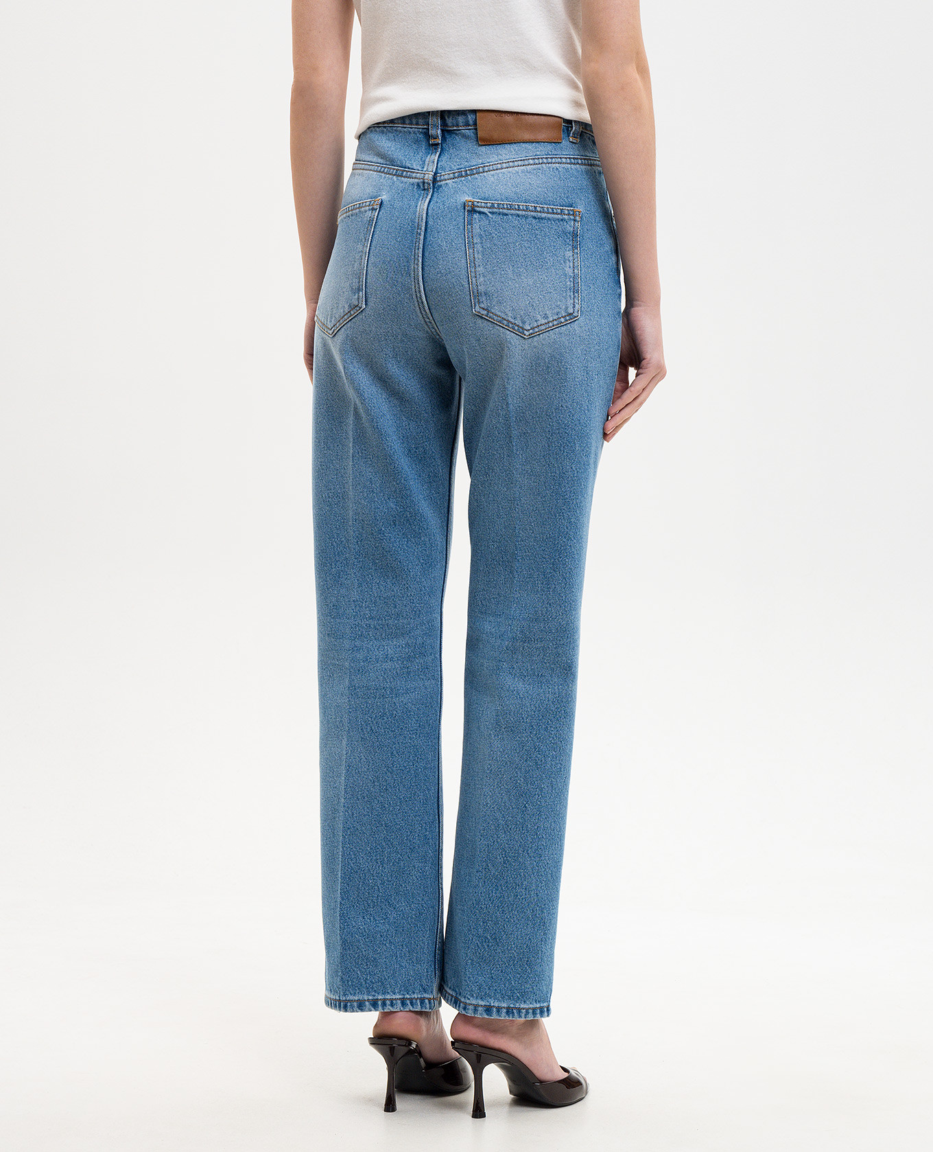 Julia blue jeans Victoria Beckham 4