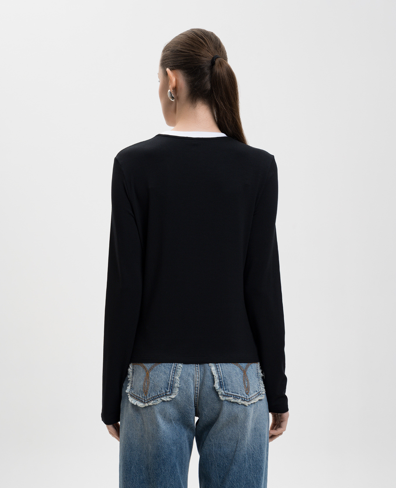 

Black long sleeve with logo print Versace