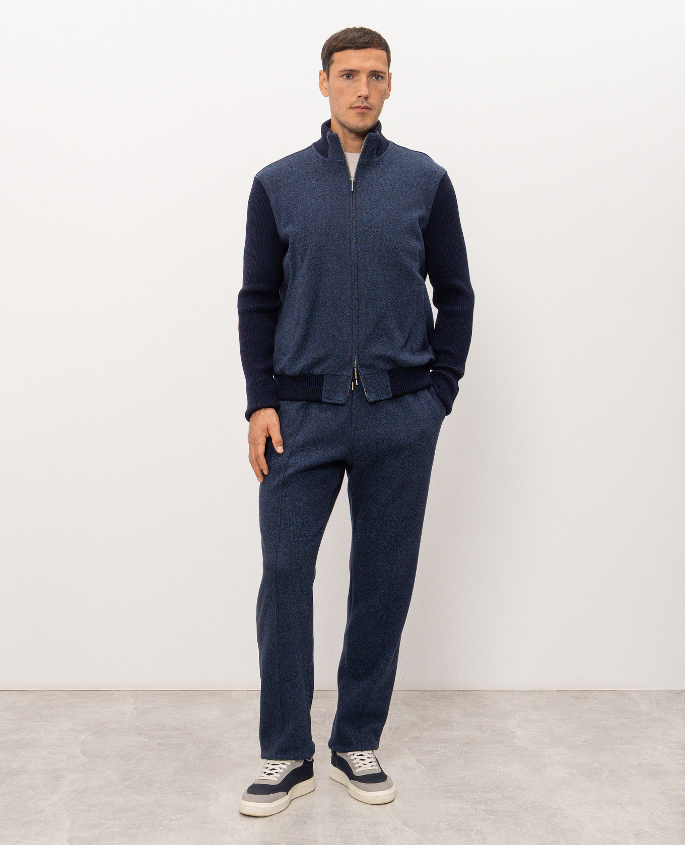 Blue tracksuit with wool CAPOBIANCO 2