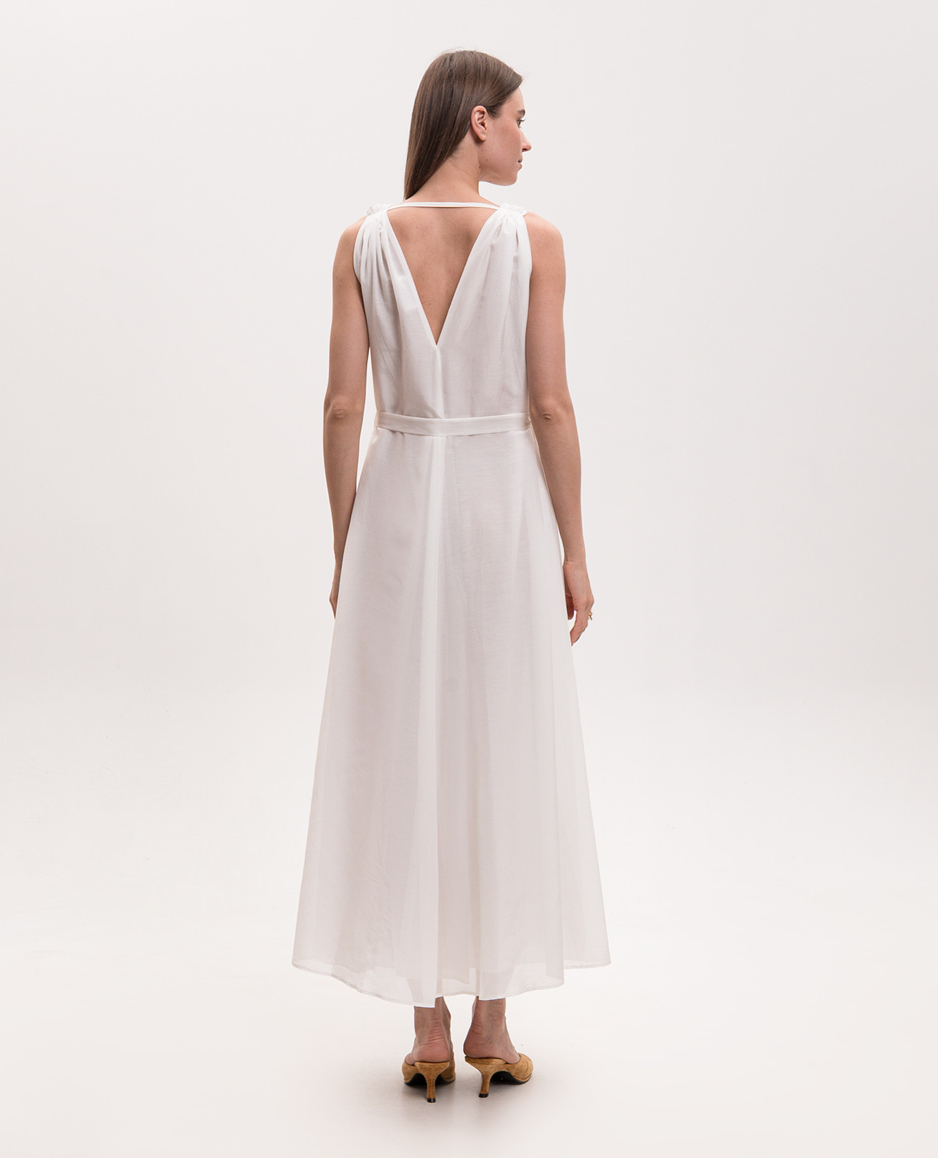 

Ivory dress with silk Solotre, Beige