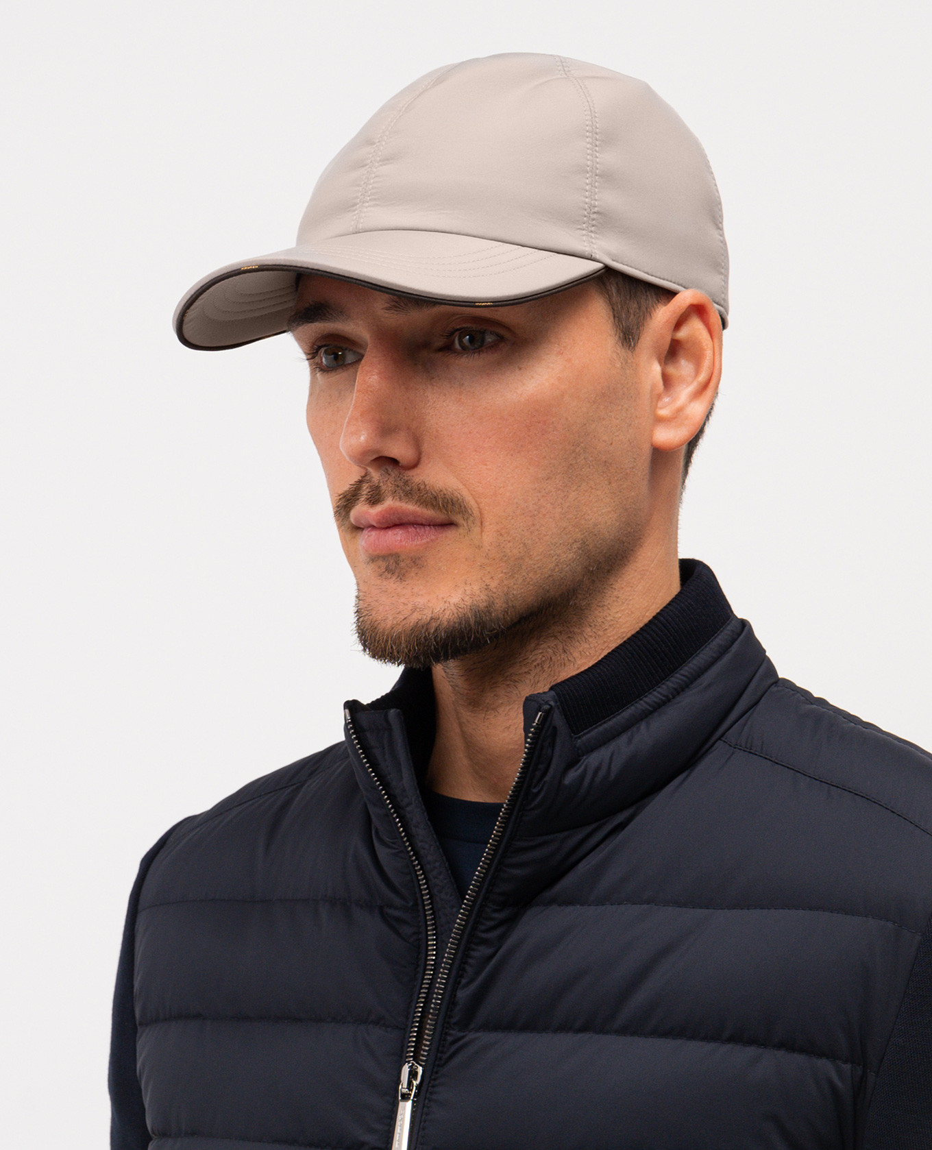 

Beige cap ROBINSON MooRER