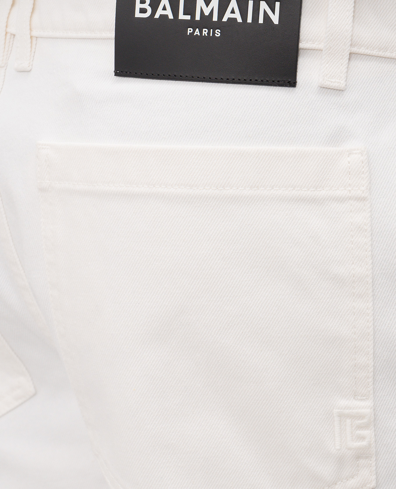 

White denim shorts with logo patch Balmain
