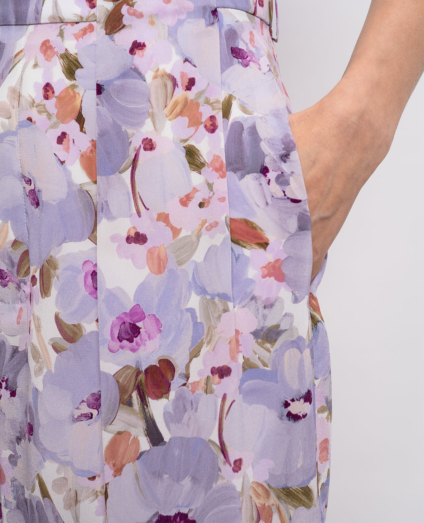 

Purple silk pants with floral print Balmain, Violet