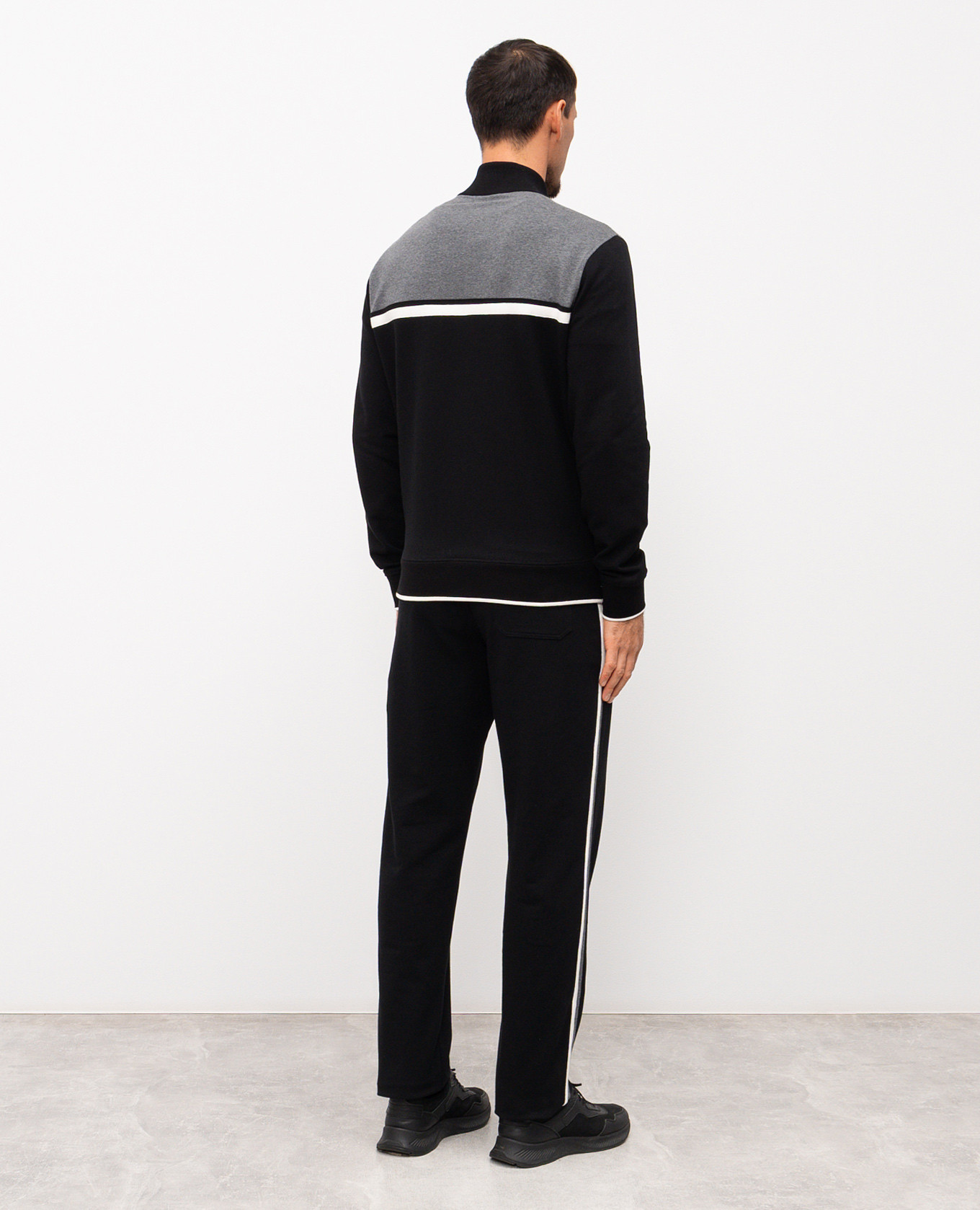 

Костюм спорт. K101046R31T25350P3D Stefano Ricci, Black