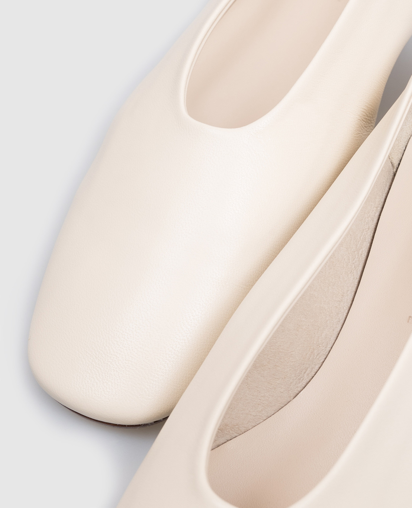 Delia ivory leather shoes Aeyde 5