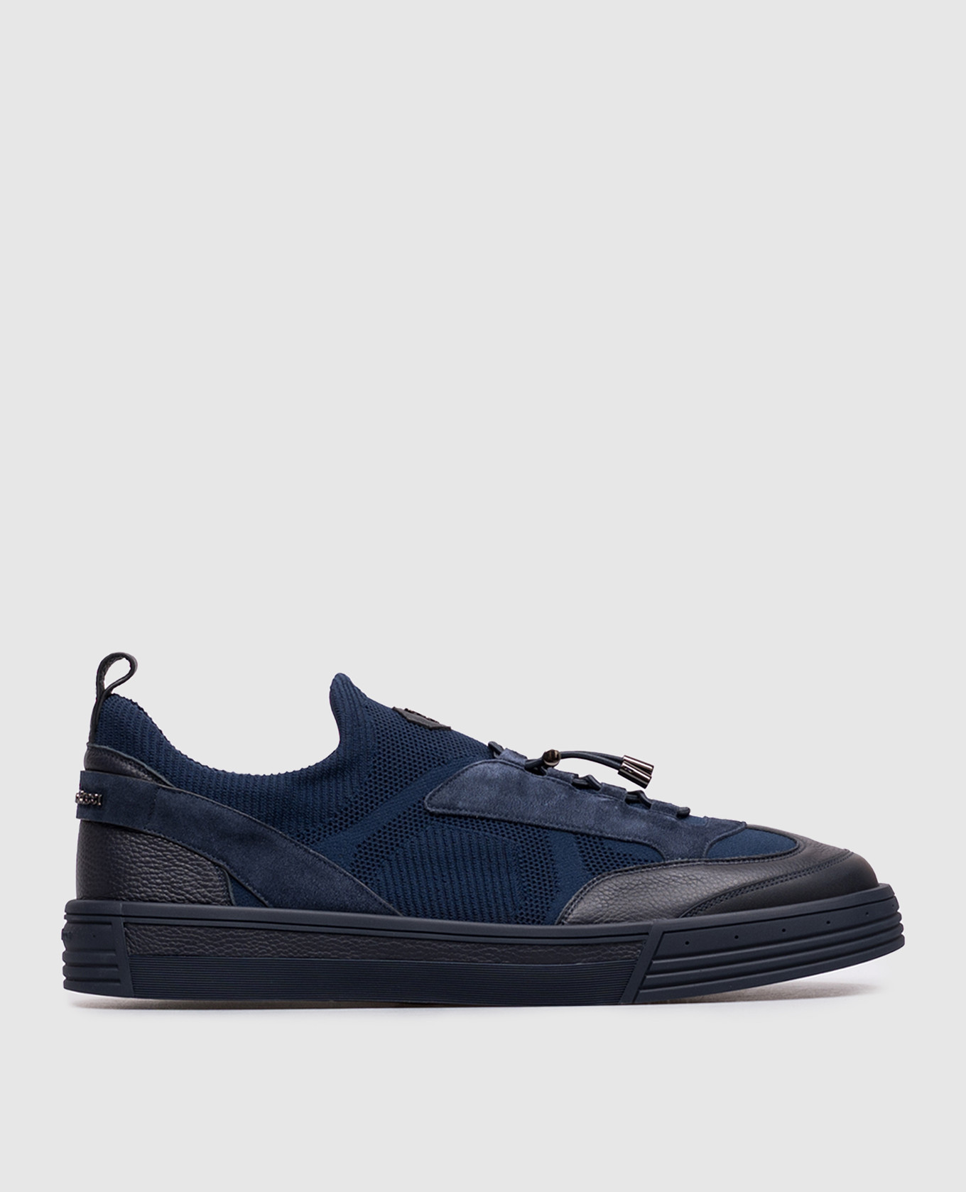 Blue combination sneakers with textured logo