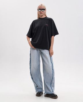 Vetements Black t-shirt with logo print MH27TR142Bw