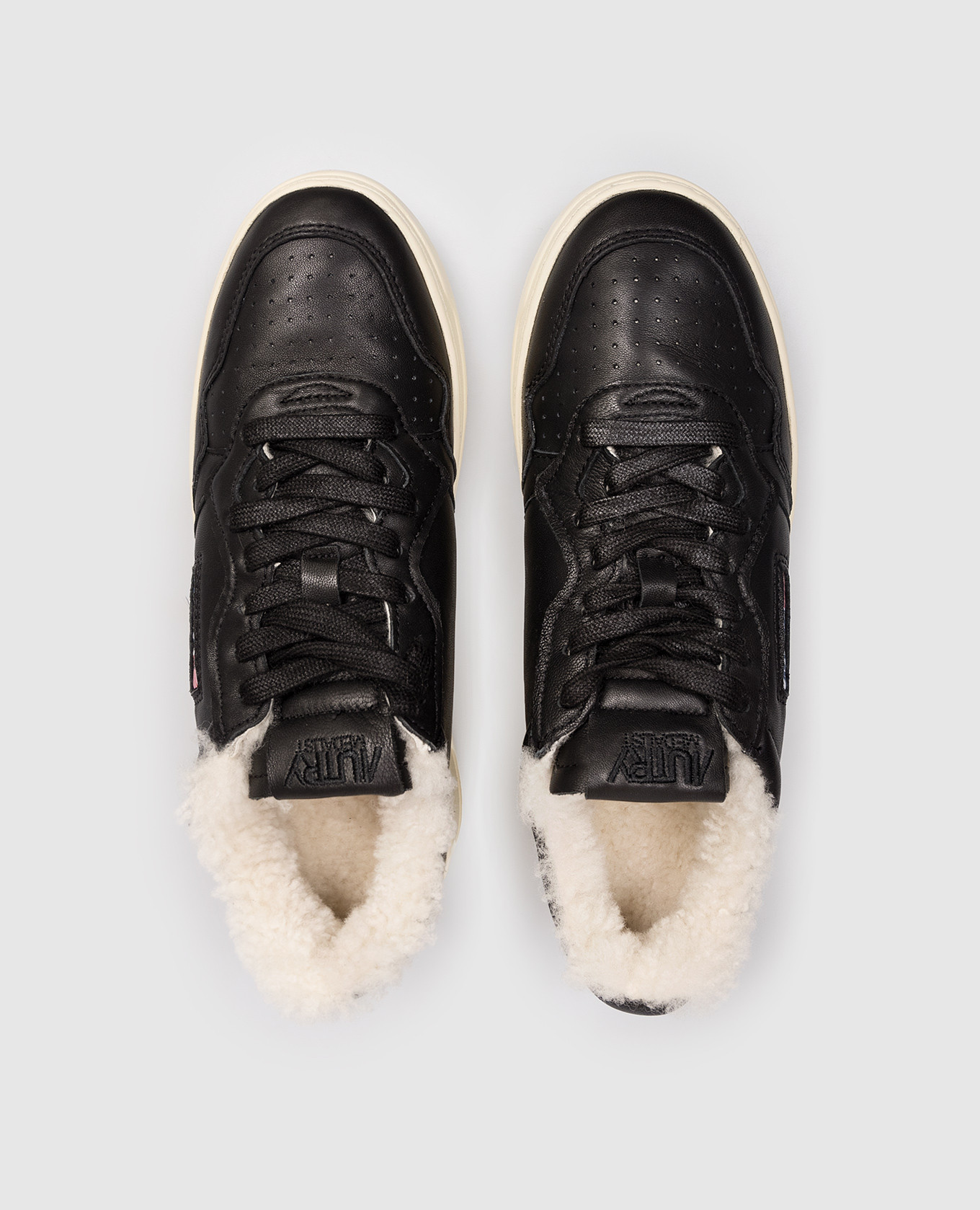 

Medalist Low black leather sneakers with fur AUTRY