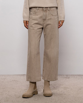 Brunello Cucinelli Beige jeans with logo patch MP95PP4008