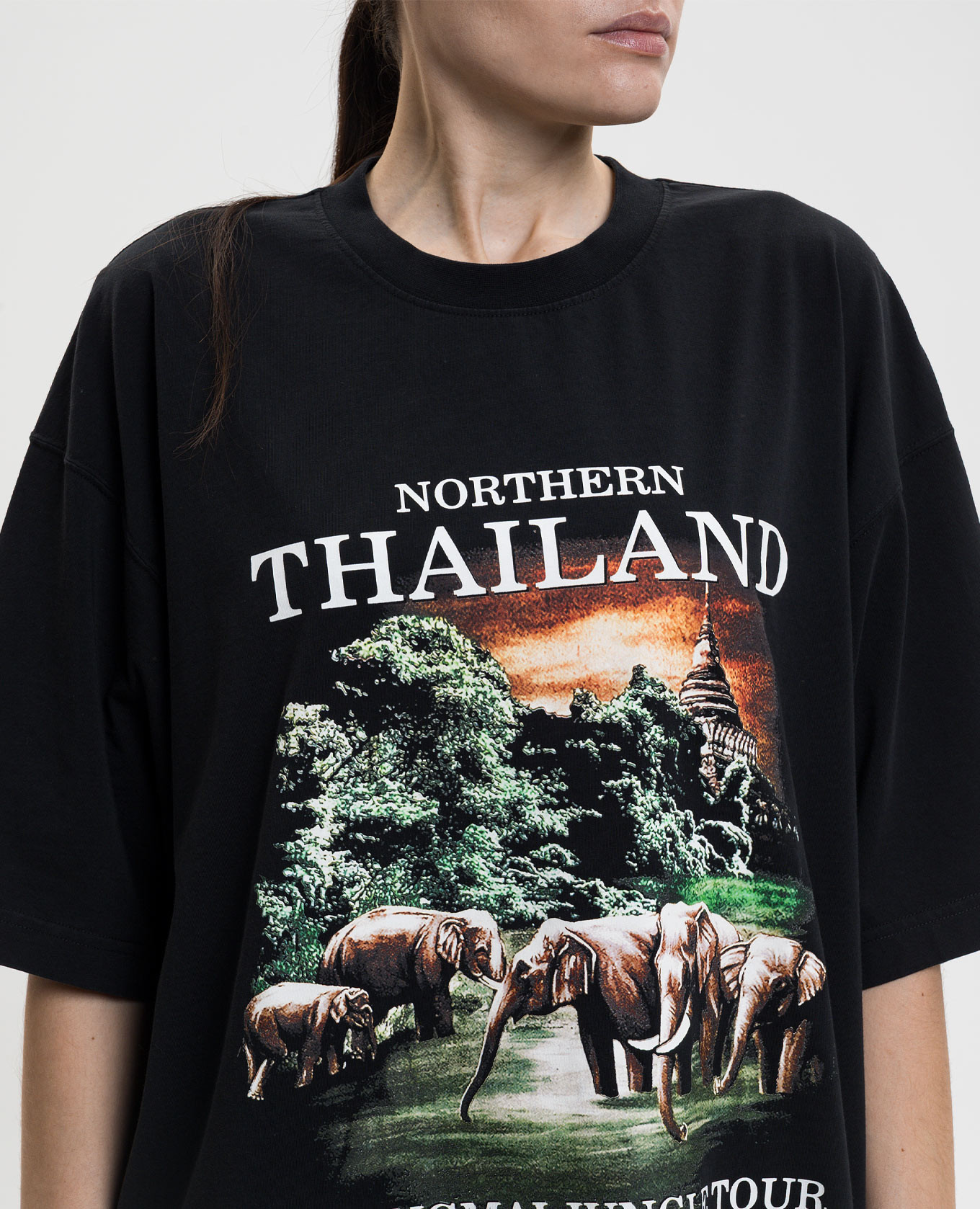 Black Northern Thailand T-shirt Vetements 5