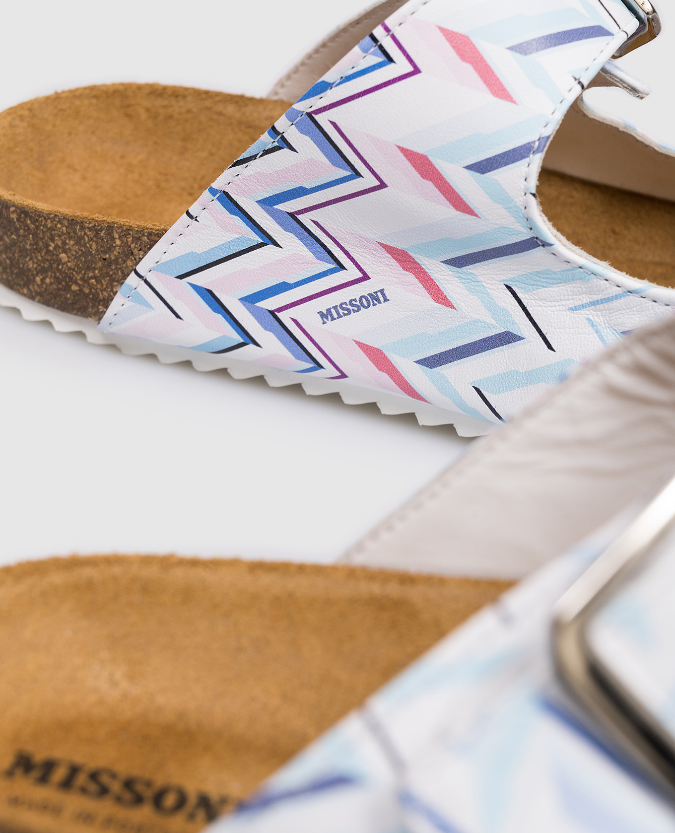 Children's leather flip-flops with branded print Missoni 5