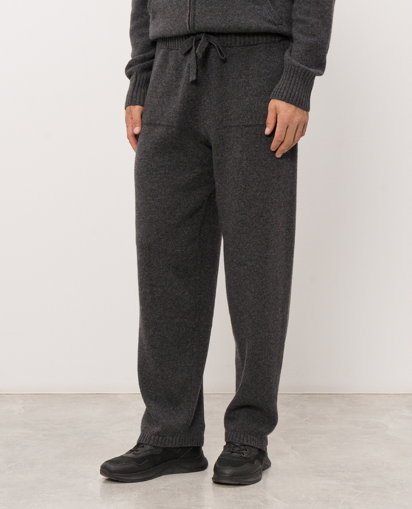 Grey wool sweatpants Woolrich 3