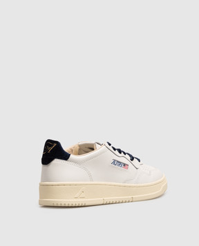 AUTRY MEDALIST white leather sneakers with logo patch AULWVZ02