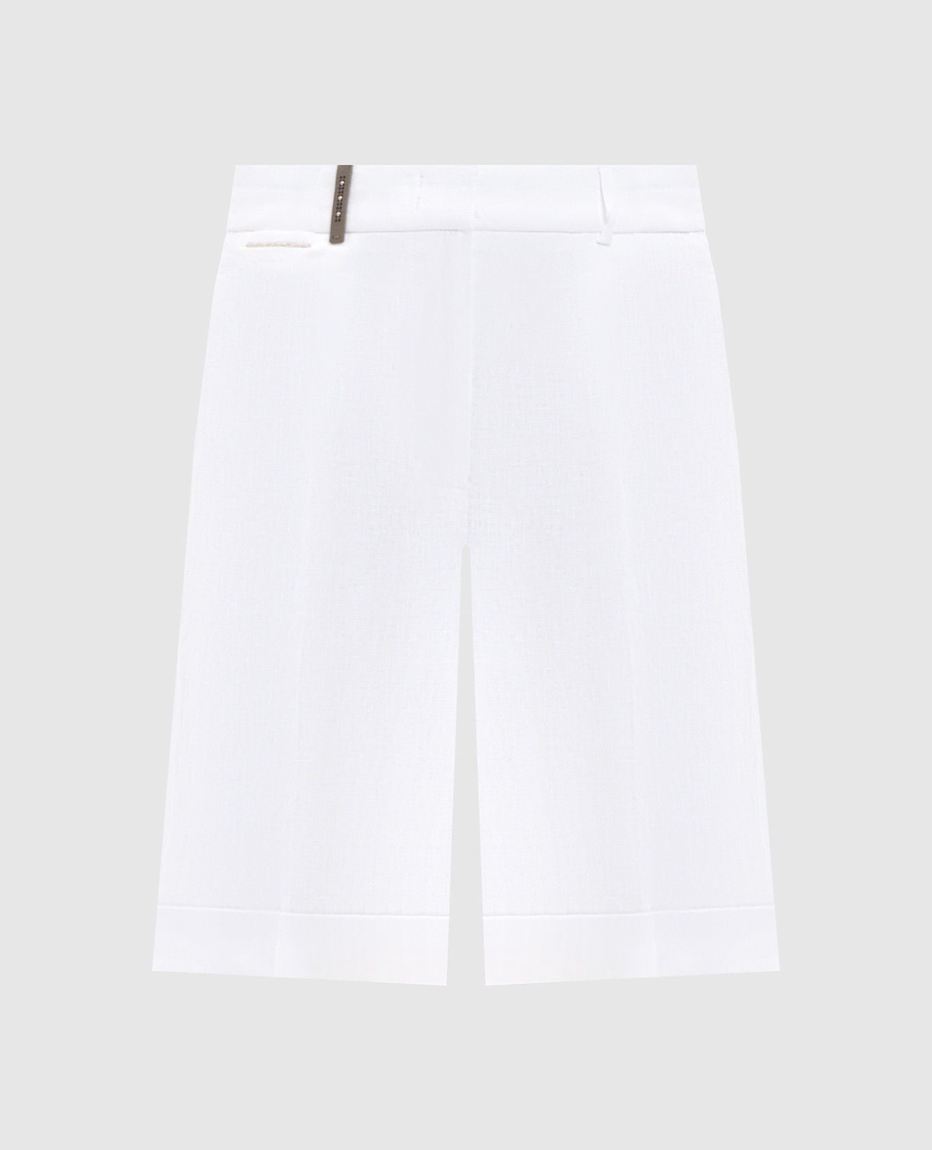 White linen shorts with lapels