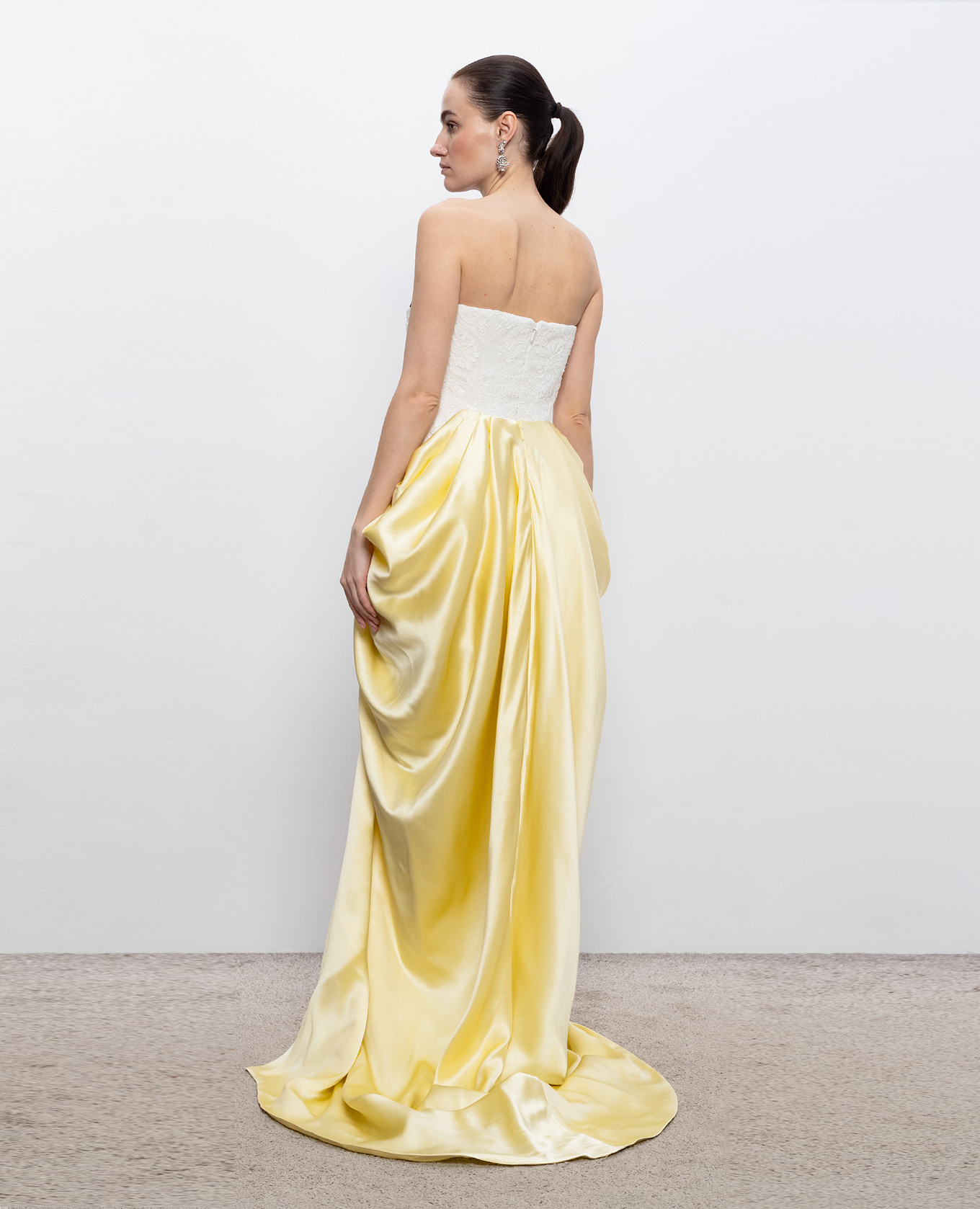 

Yellow bustier dress with applique Richard Quinn