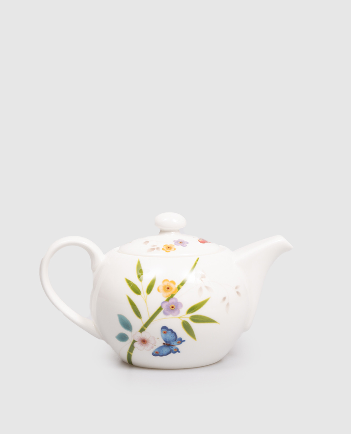 

White porcelain teapot Incanto di Primavera Geminiano Cozzi 1765