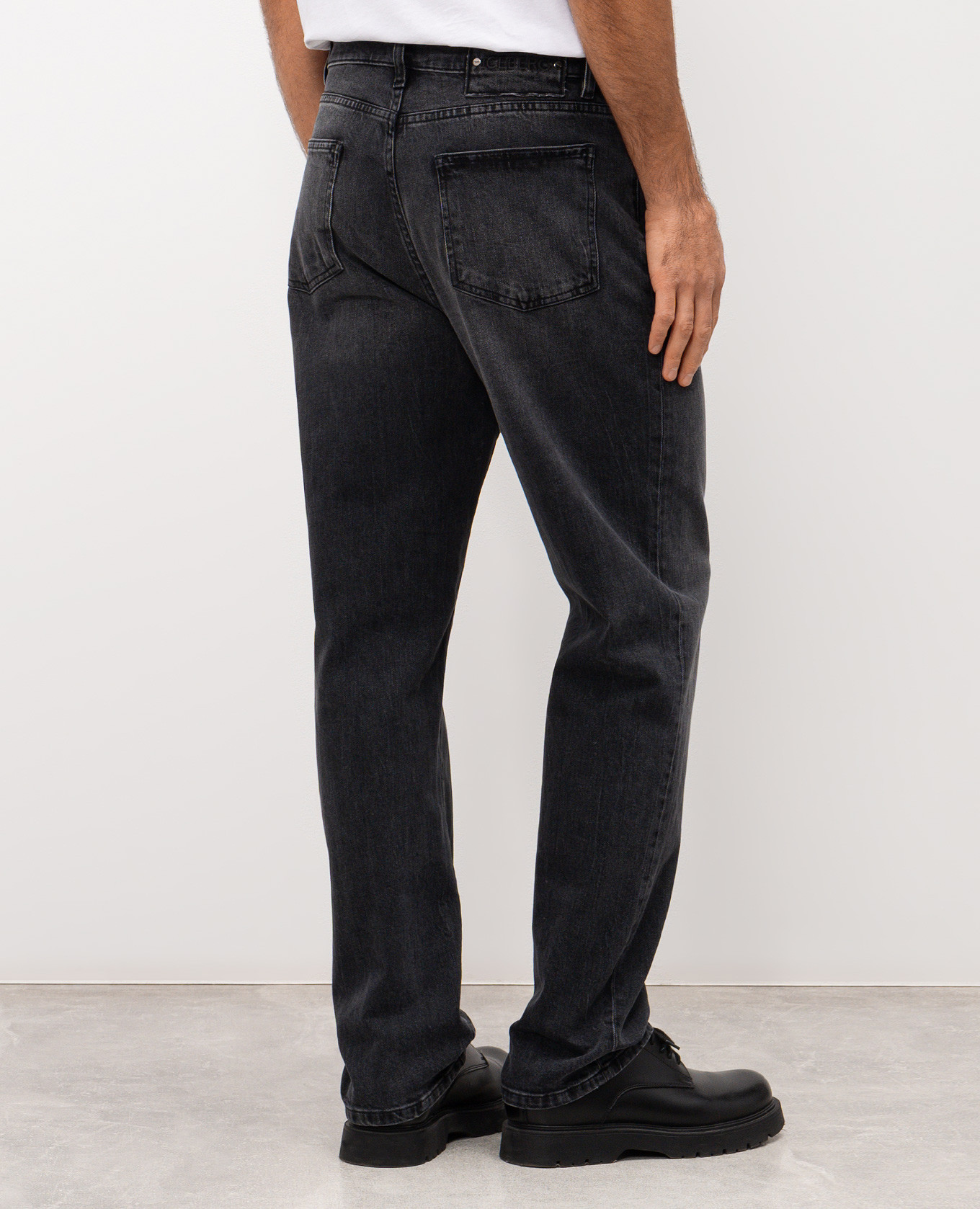 

Grey jeans with logo Iceberg